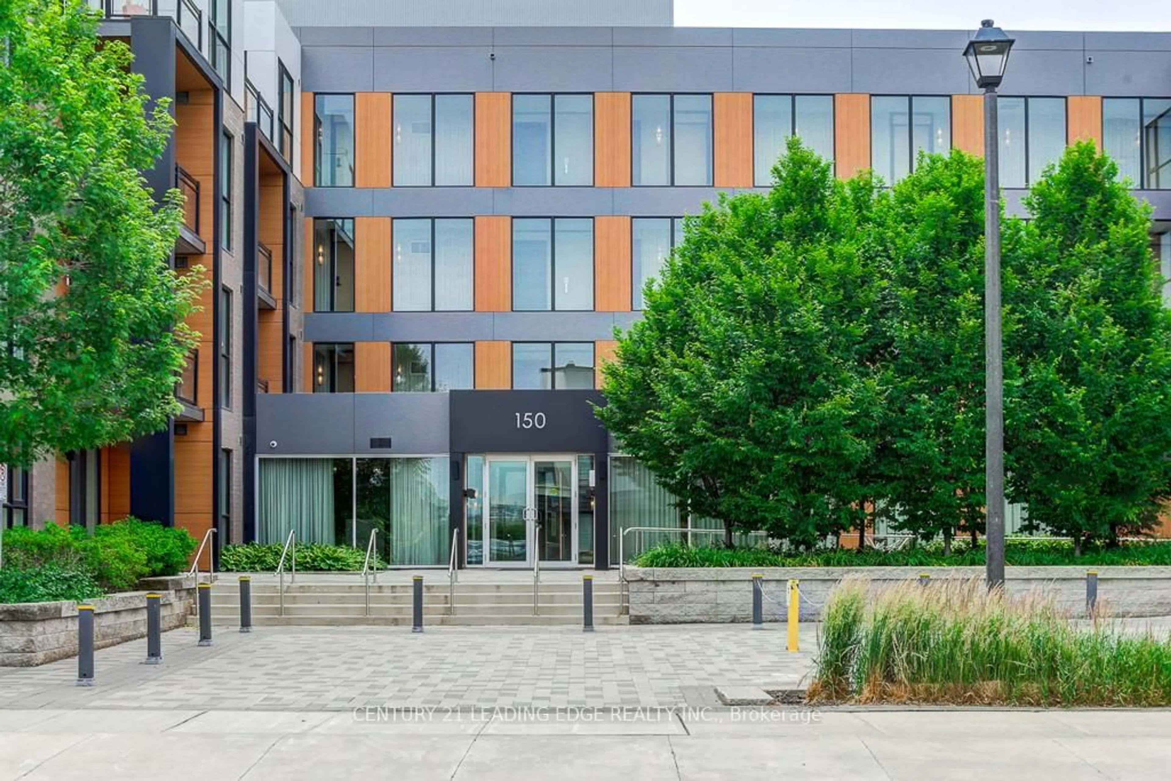Unknown for 150 Sabina Dr #411, Oakville Ontario L6H 7C3