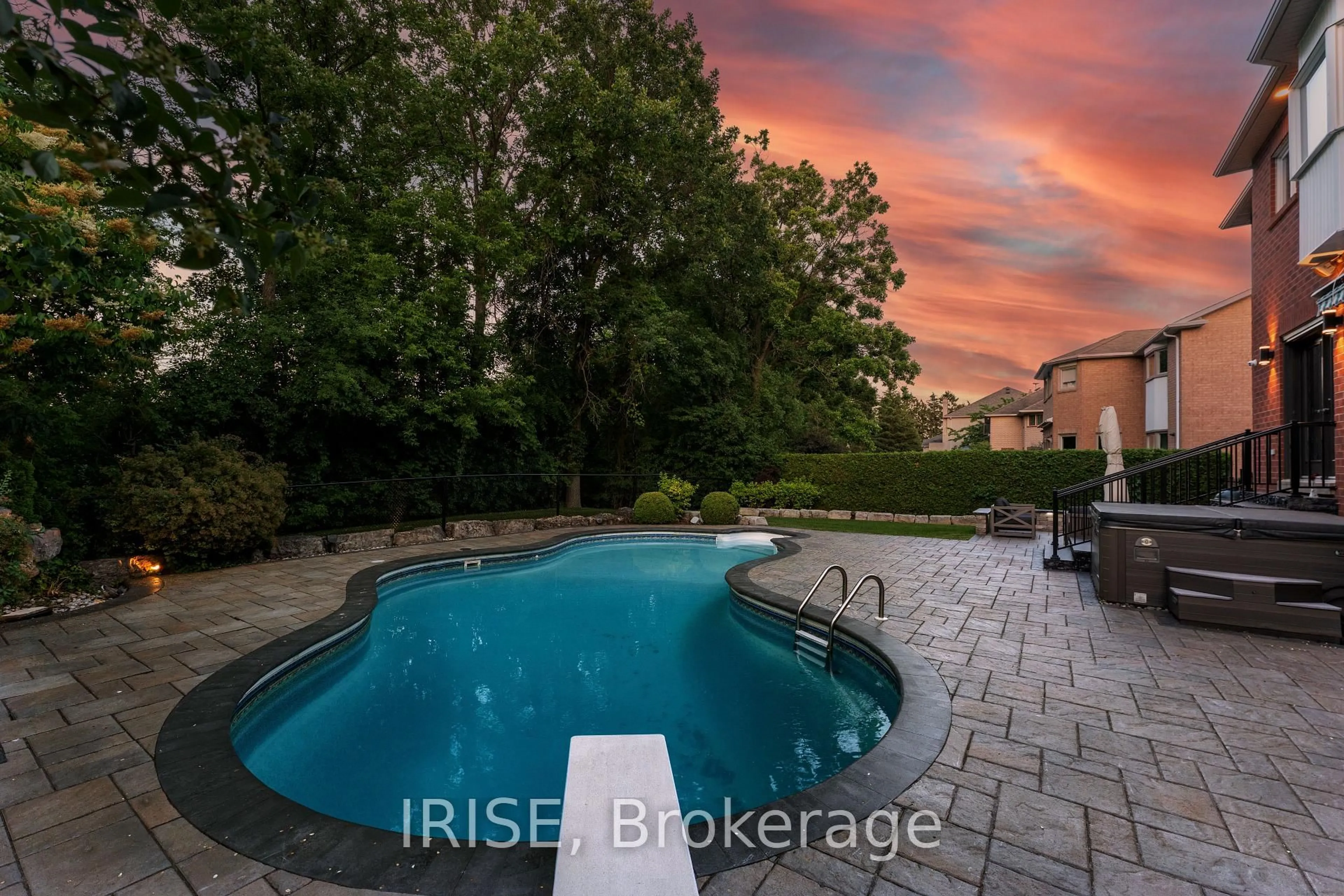 Pool for 20 Viewmount Cres, Brampton Ontario L6Z 4P4