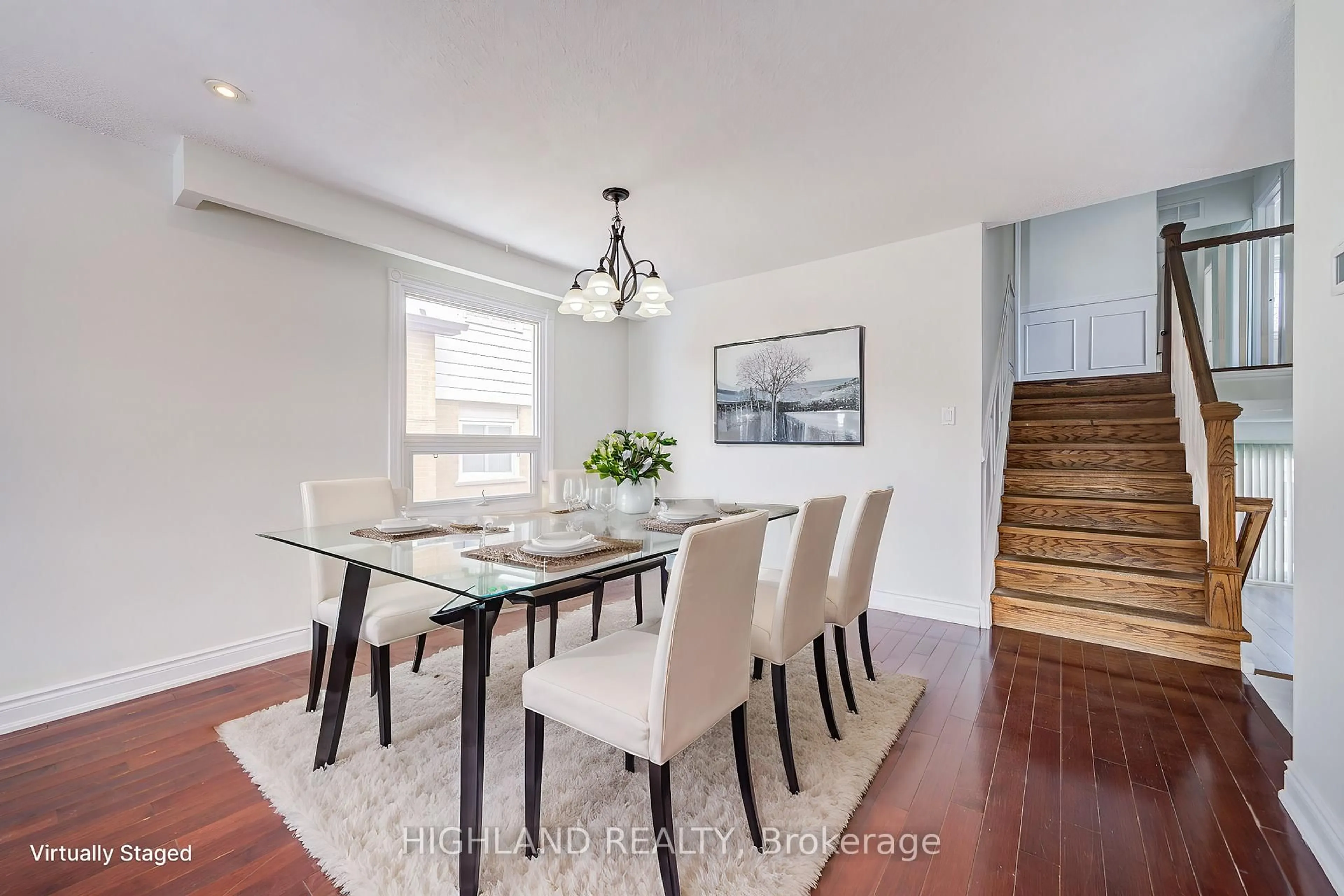 Dining room, wood/laminate floor for 4109 Perivale Rd, Mississauga Ontario L5C 3M7