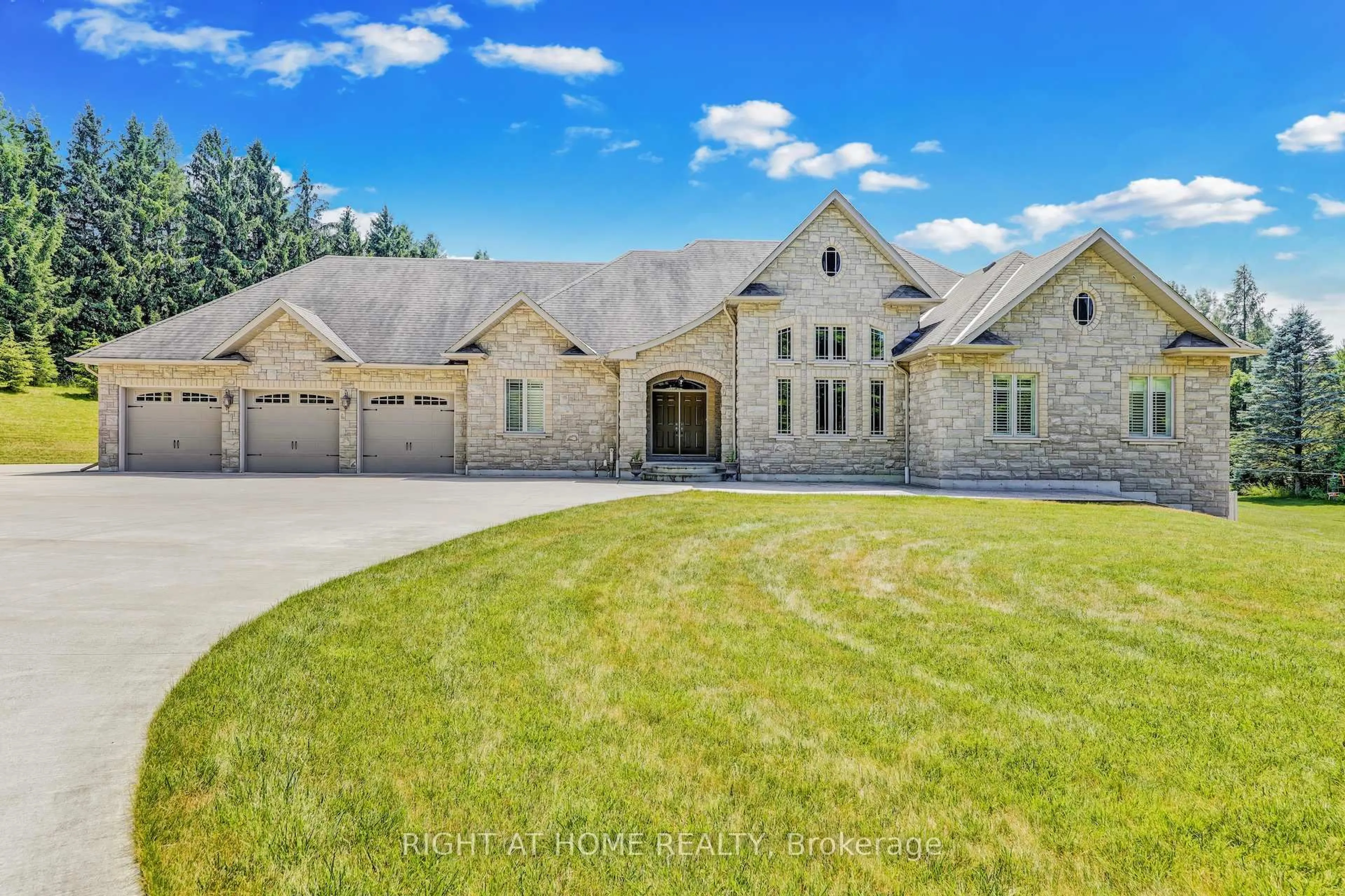 Home with brick exterior material, unknown for 15848 MOUNTAINVIEW Rd, Caledon Ontario L7C 2V2