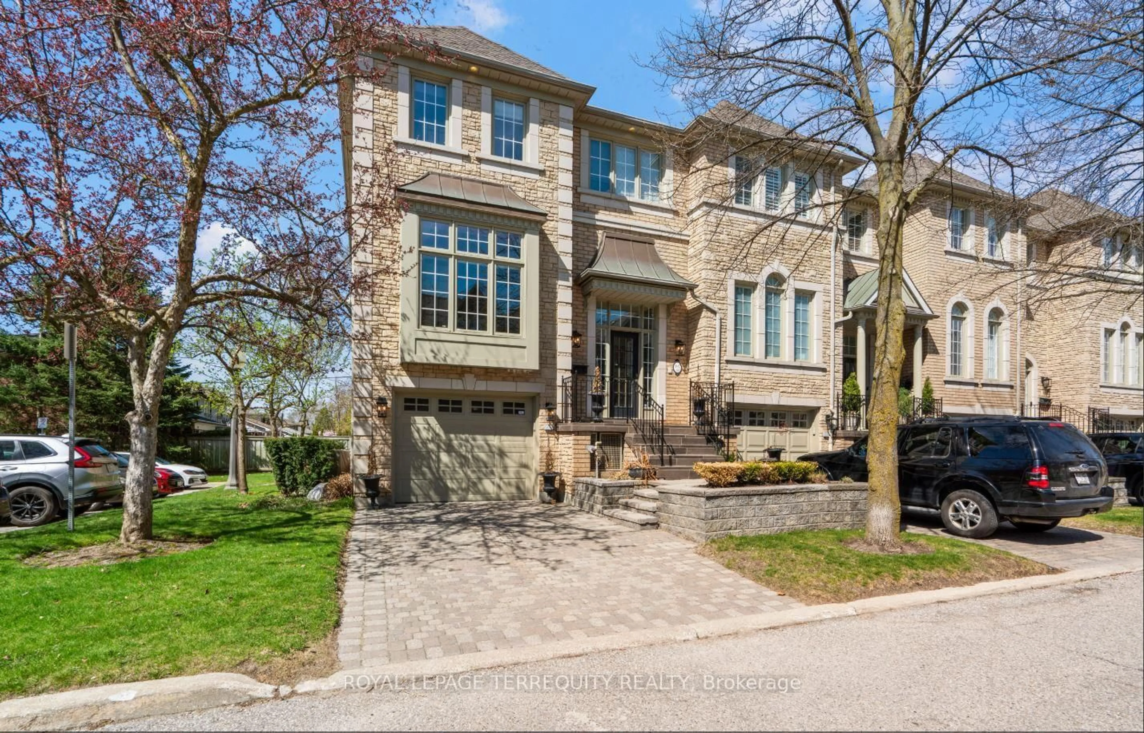 Home with brick exterior material, street for 197 La Rose Ave #18, Toronto Ontario M9P 3W1