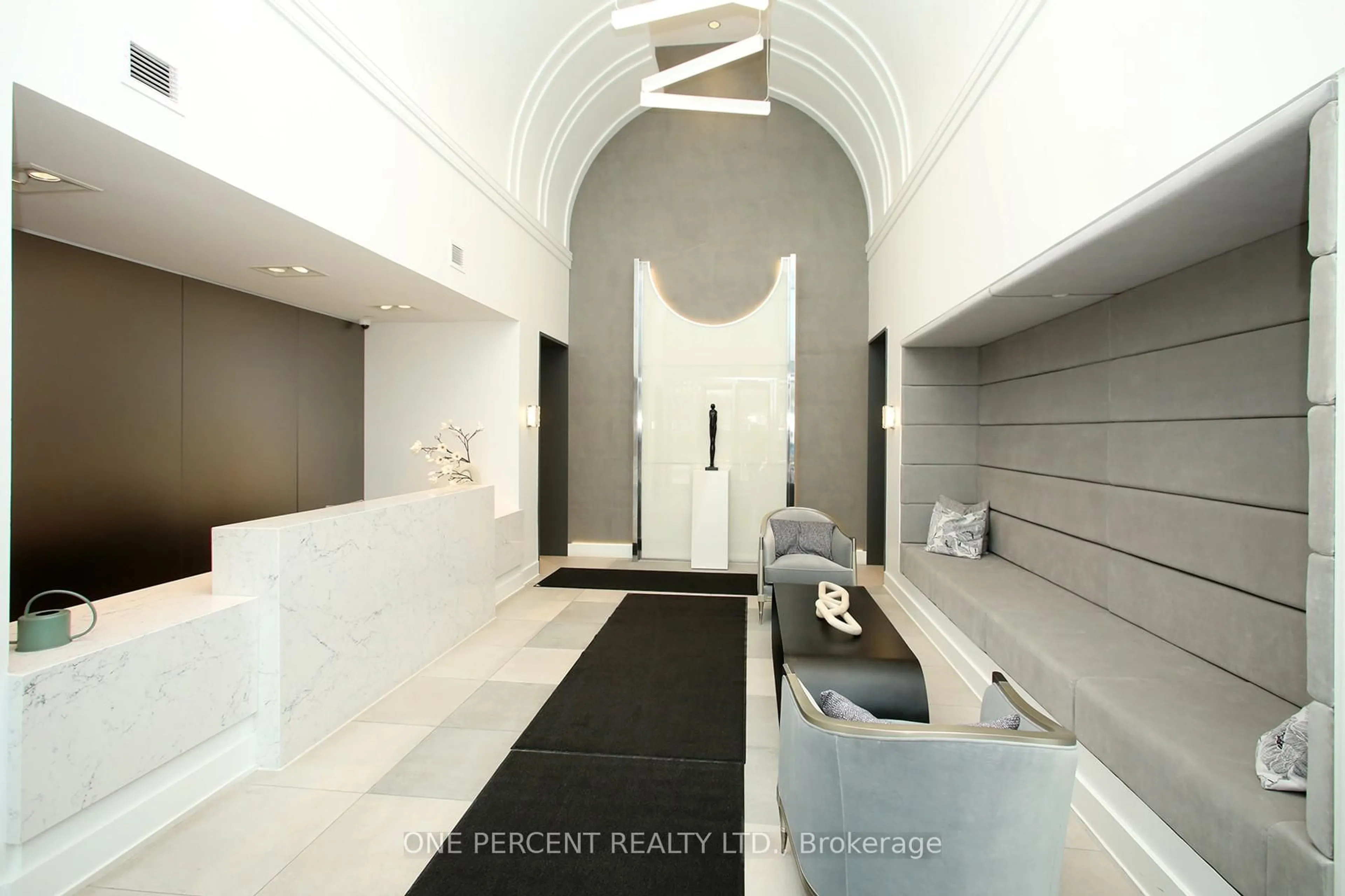 Unknown for 42 Mill St #204, Halton Hills Ontario L7G 0P9