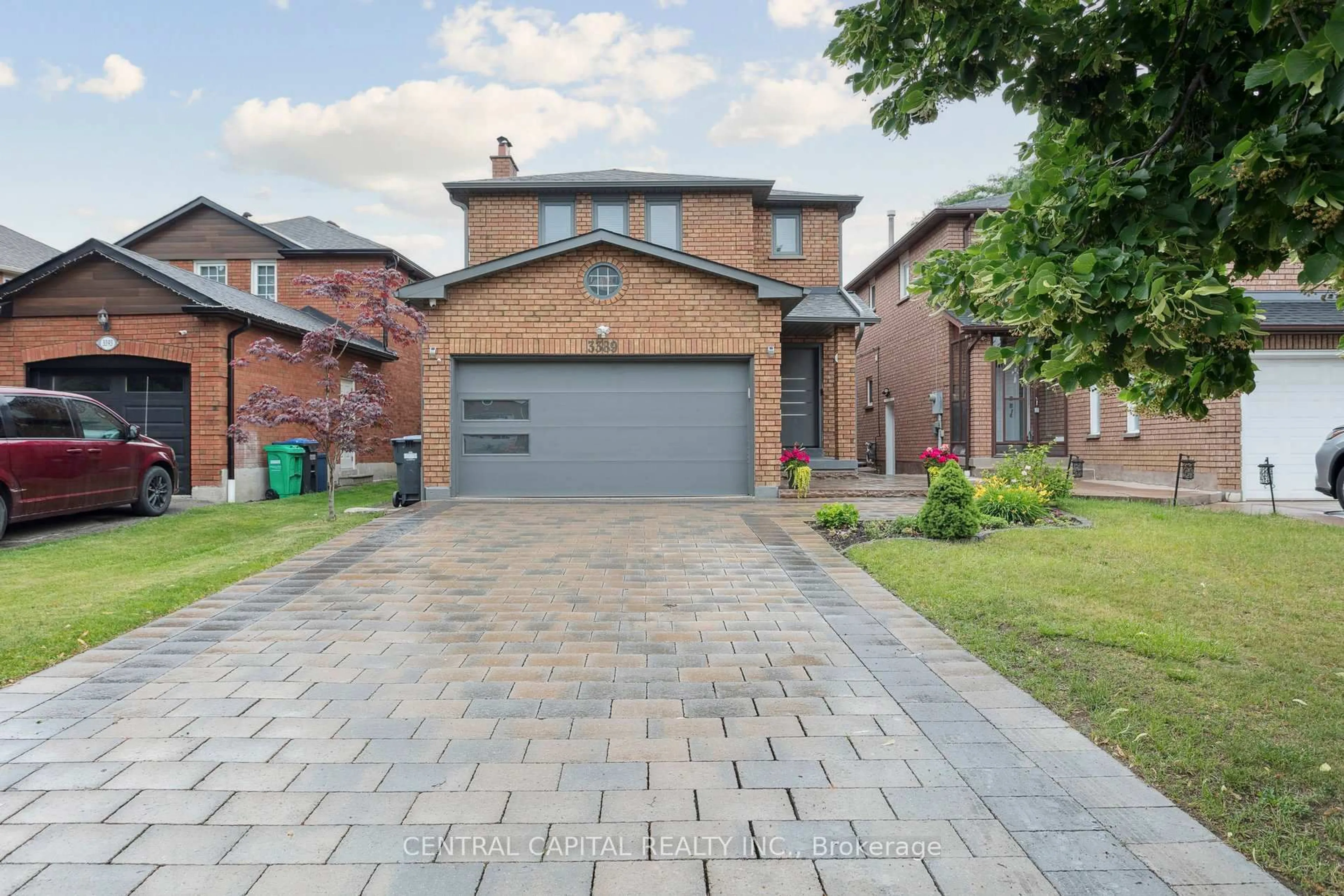Home with brick exterior material, street for 3389 Hargrove Rd, Mississauga Ontario L5L 4C9
