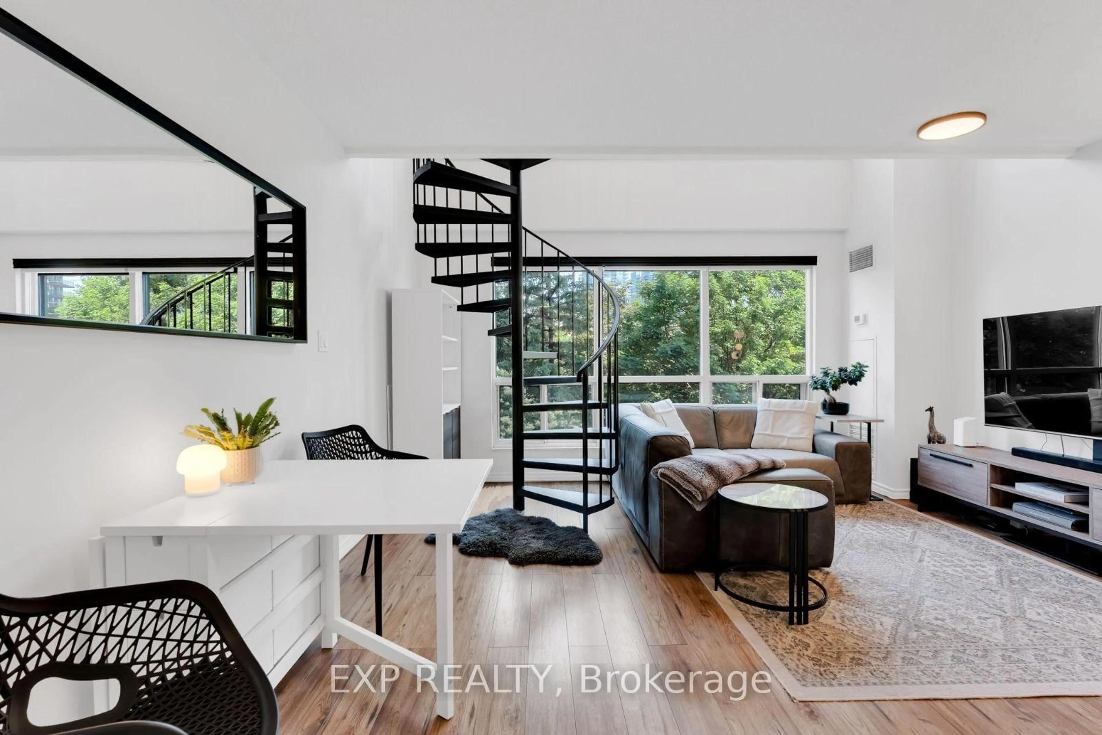 Unknown for 2269 Lake Shore Blvd #305, Toronto Ontario M8V 3X6