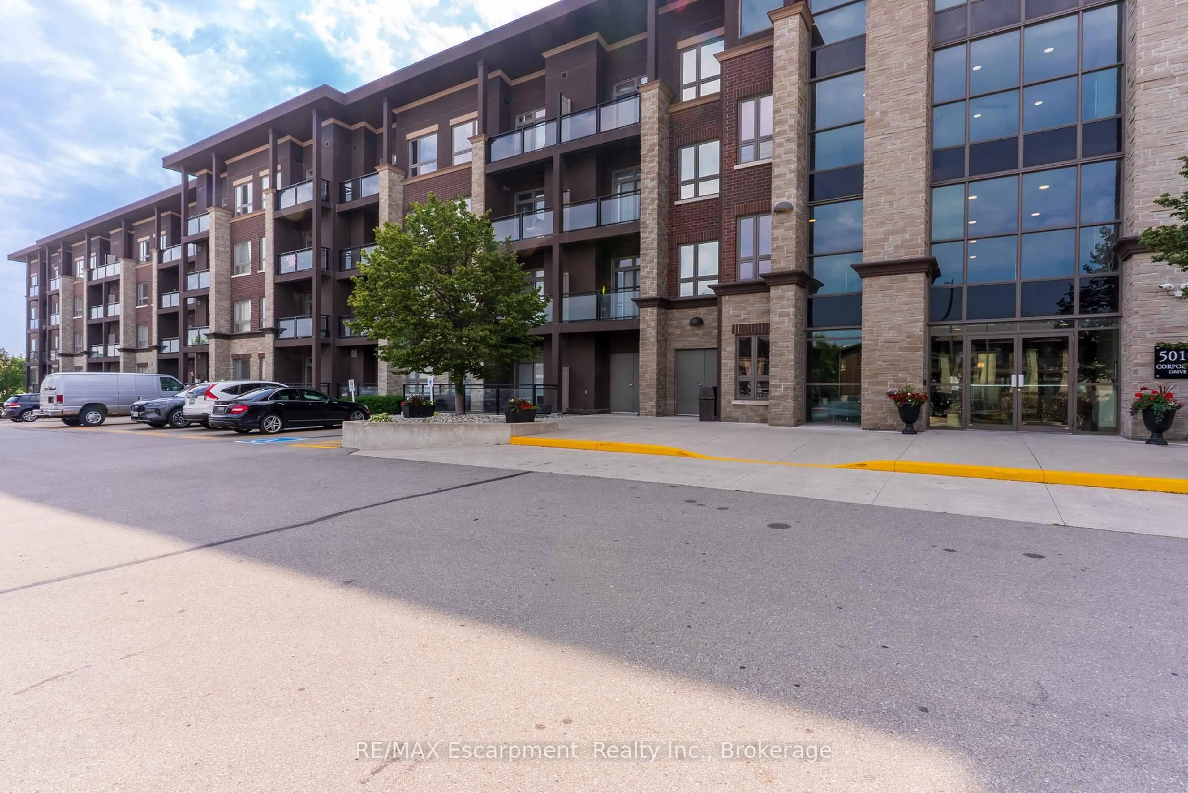 Unknown for 5010 Corporate Dr #313, Burlington Ontario L7L 0H6