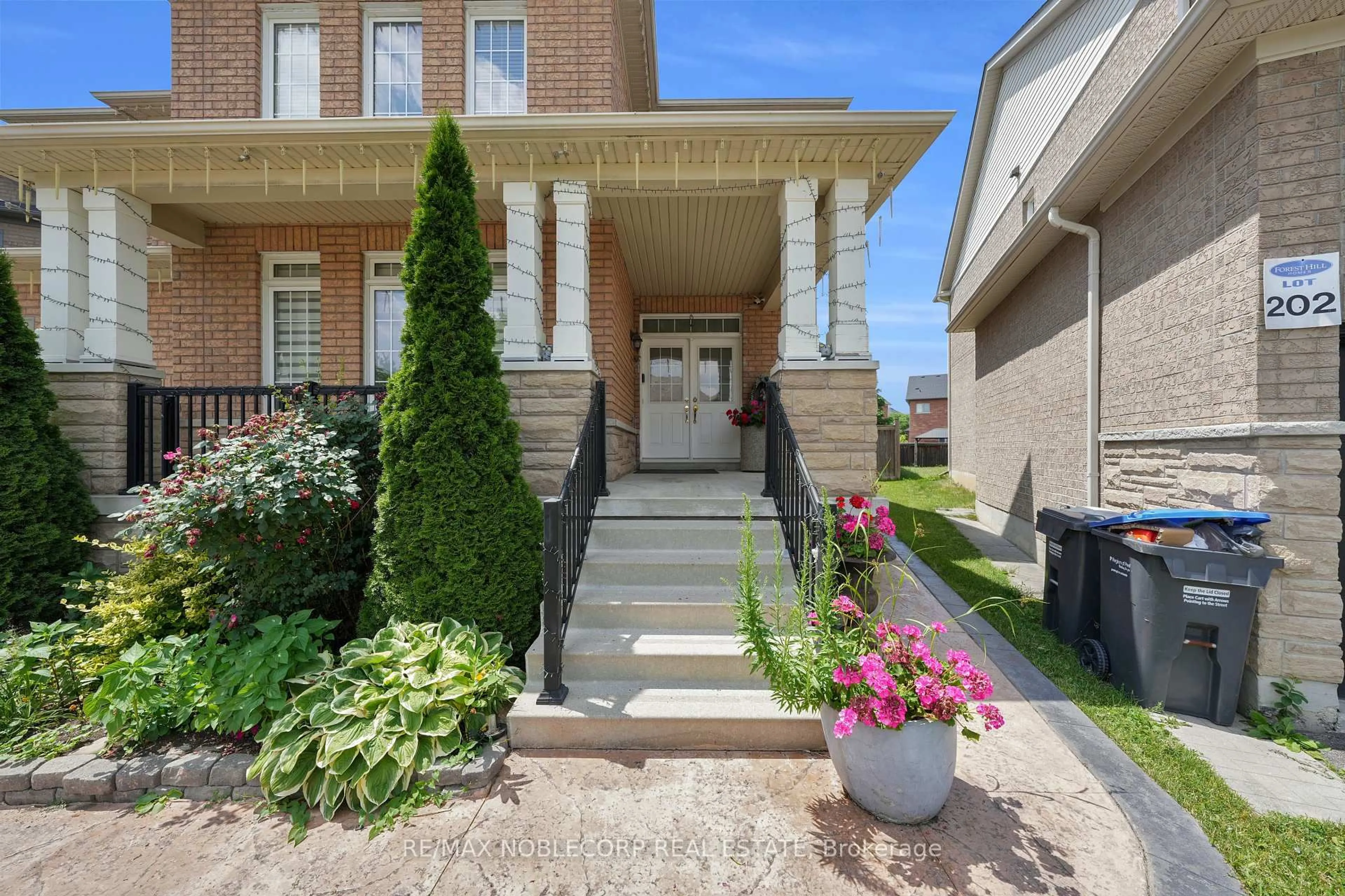 Unknown for 48 Monabelle Cres, Brampton Ontario L6P 1Z3