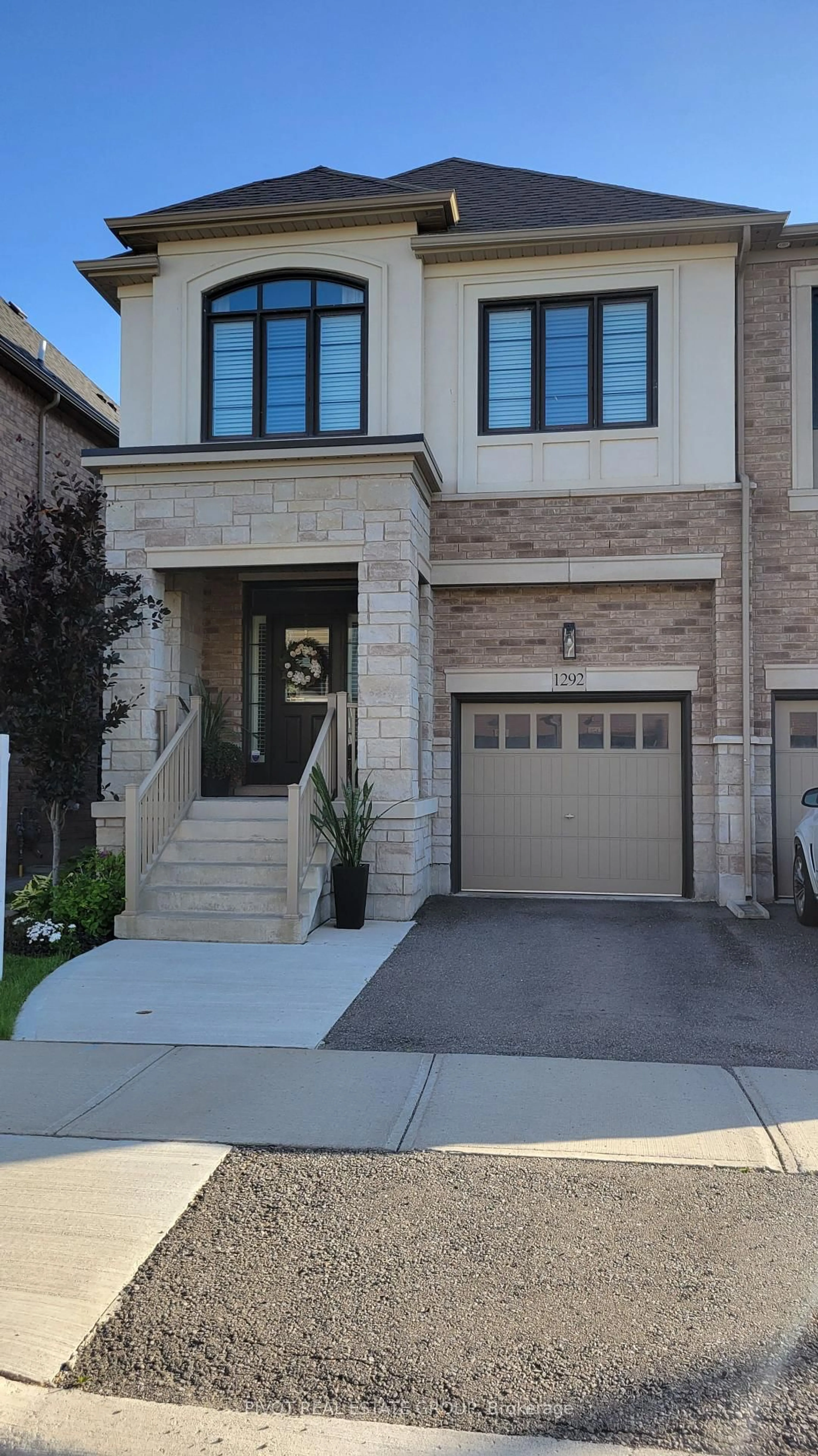 Home with brick exterior material, street for 1292 Clarriage Crt, Milton Ontario L9E 1J4