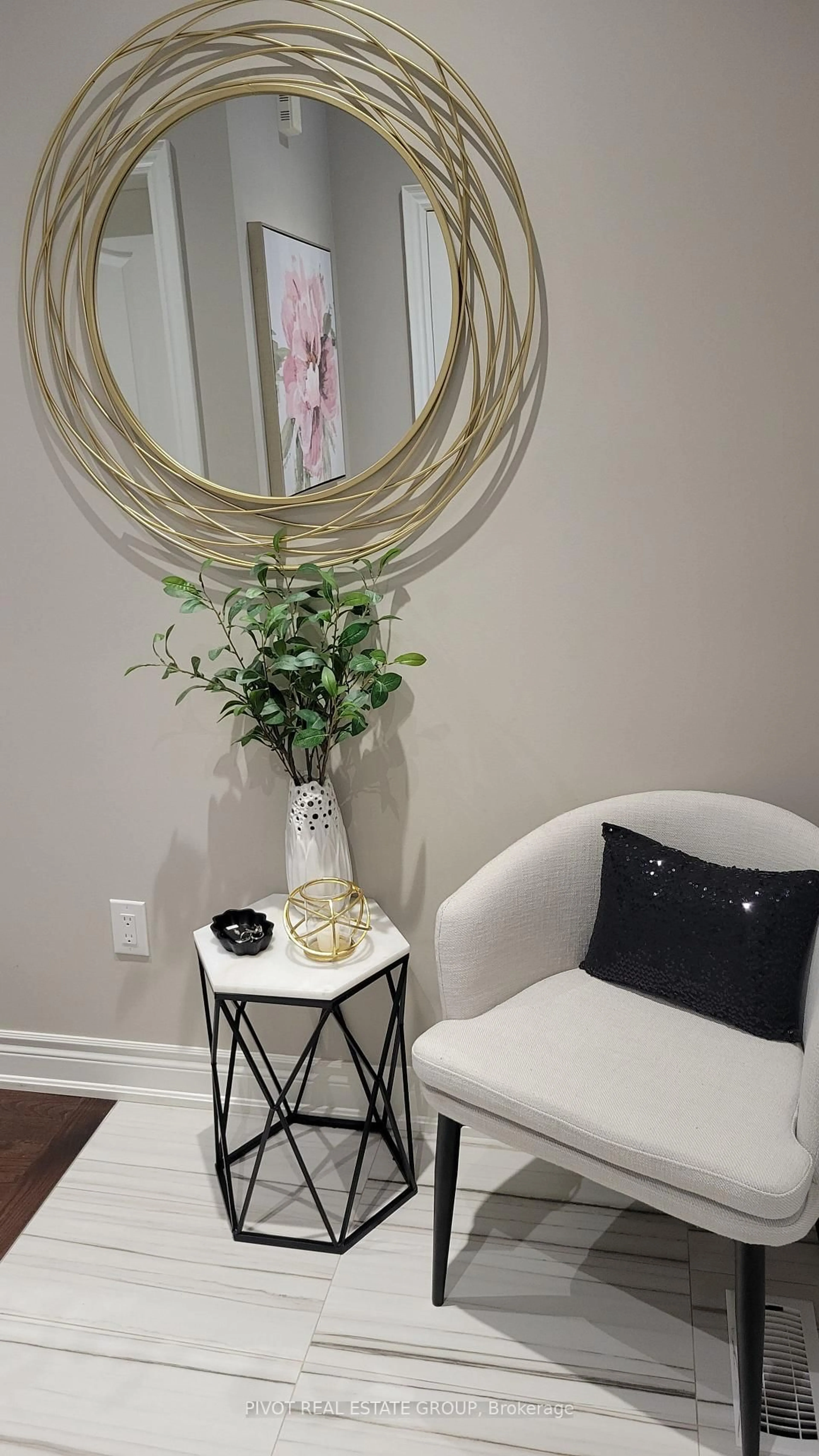 Unknown for 1292 Clarriage Crt, Milton Ontario L9E 1J4