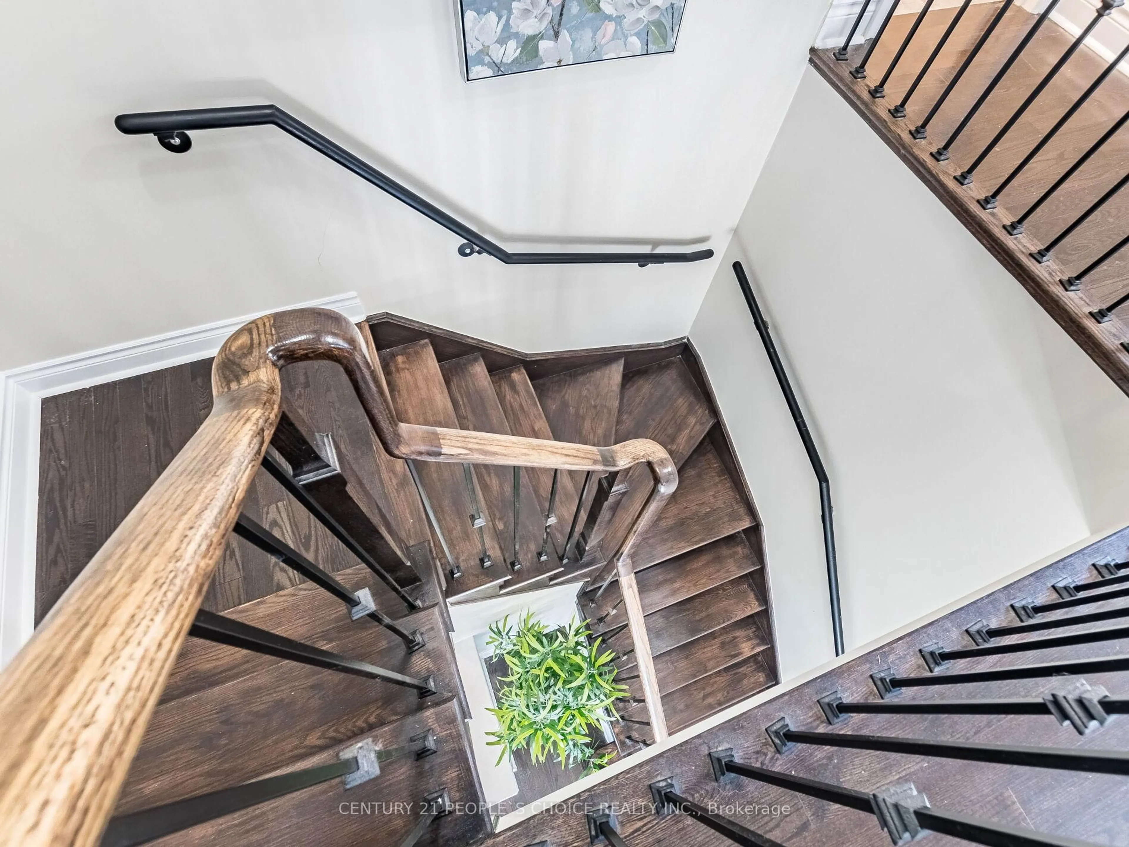 Stairs for 4 Dunley Cres, Brampton Ontario L6X 5K3