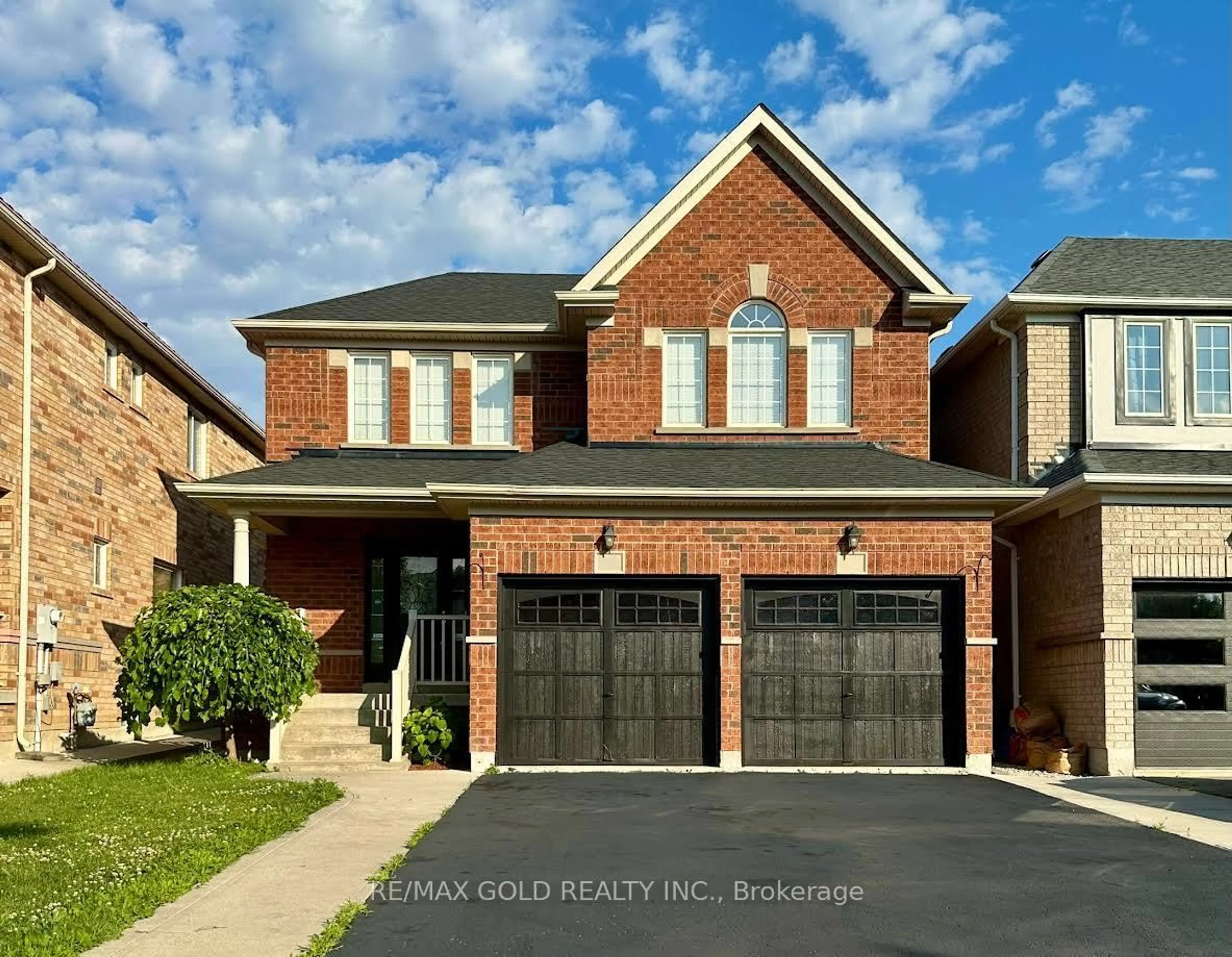 Home with brick exterior material, street for 26 Bushmill Circ, Brampton Ontario L7A 0K8
