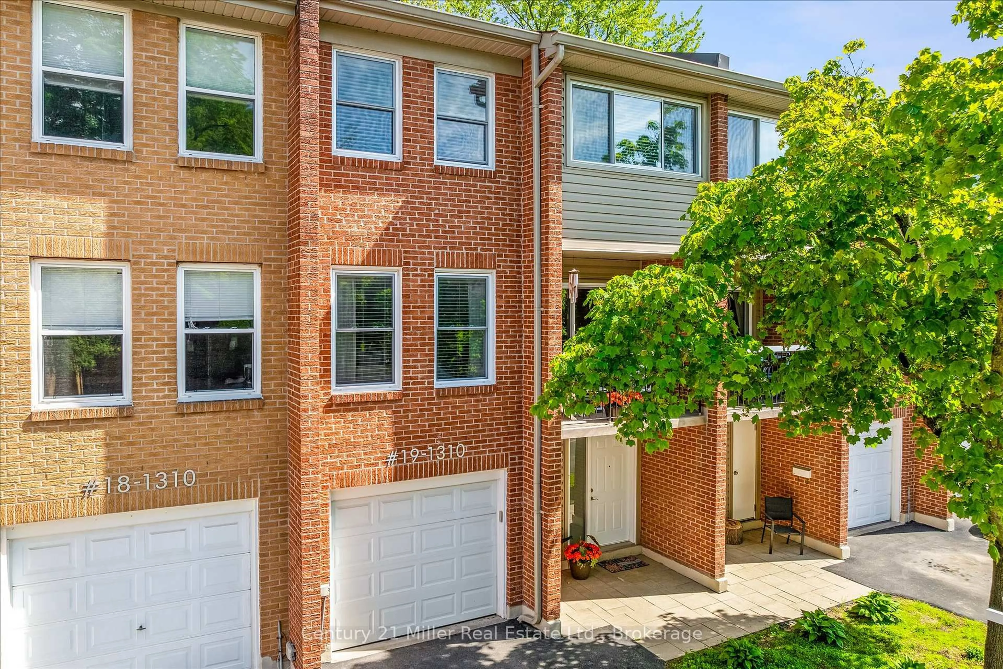 Home with brick exterior material, street for 1310 Hampton St #19, Oakville Ontario L6H 2S6