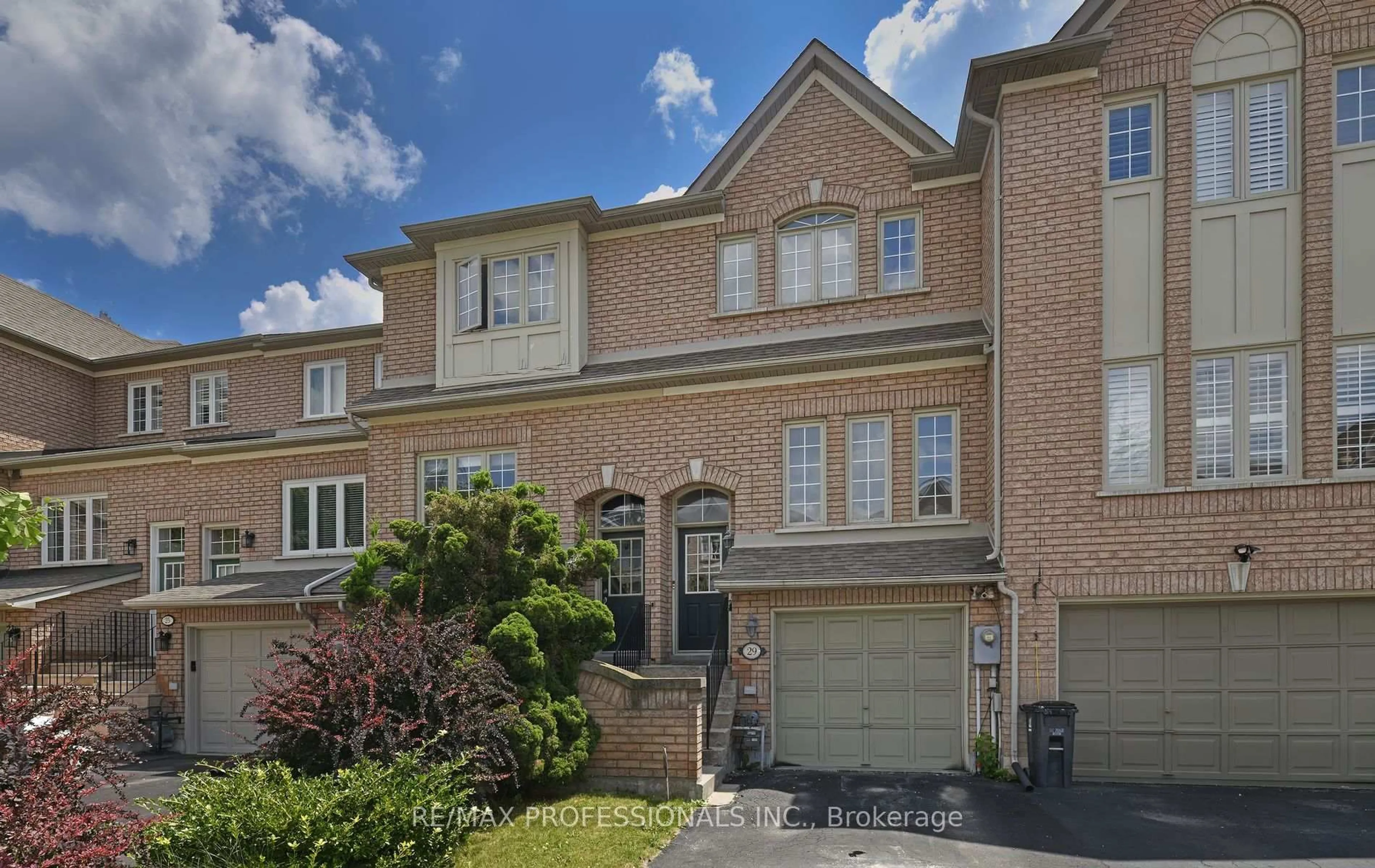 Home with brick exterior material, street for 29 Harbourview Cres, Toronto Ontario M8V 4A6