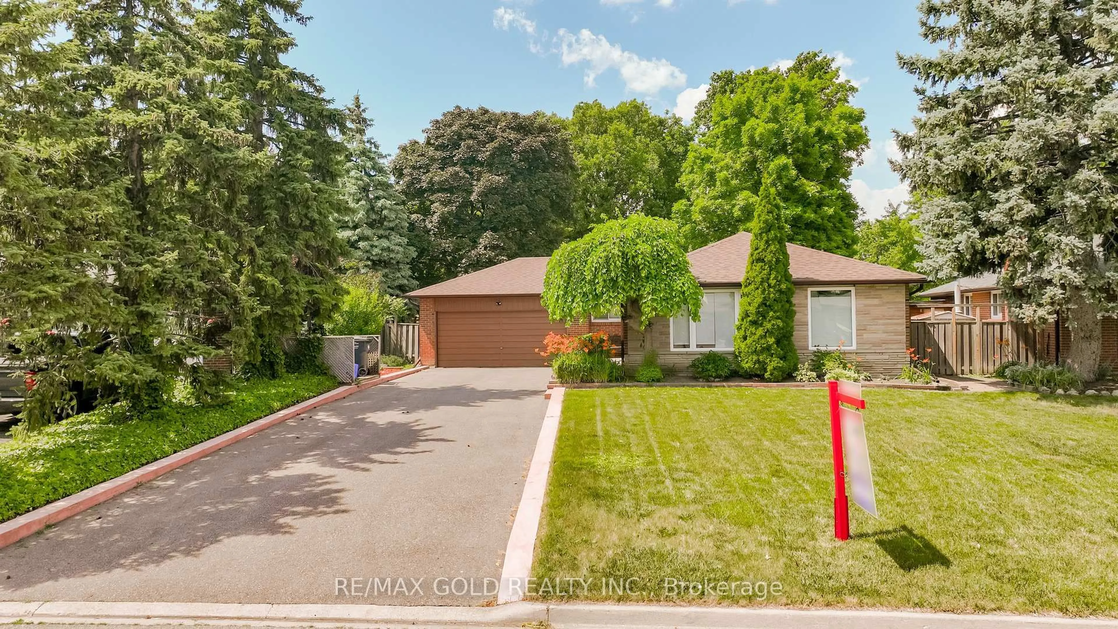 Unknown for 29 Devonshire Dr, Brampton Ontario L6T 3G5