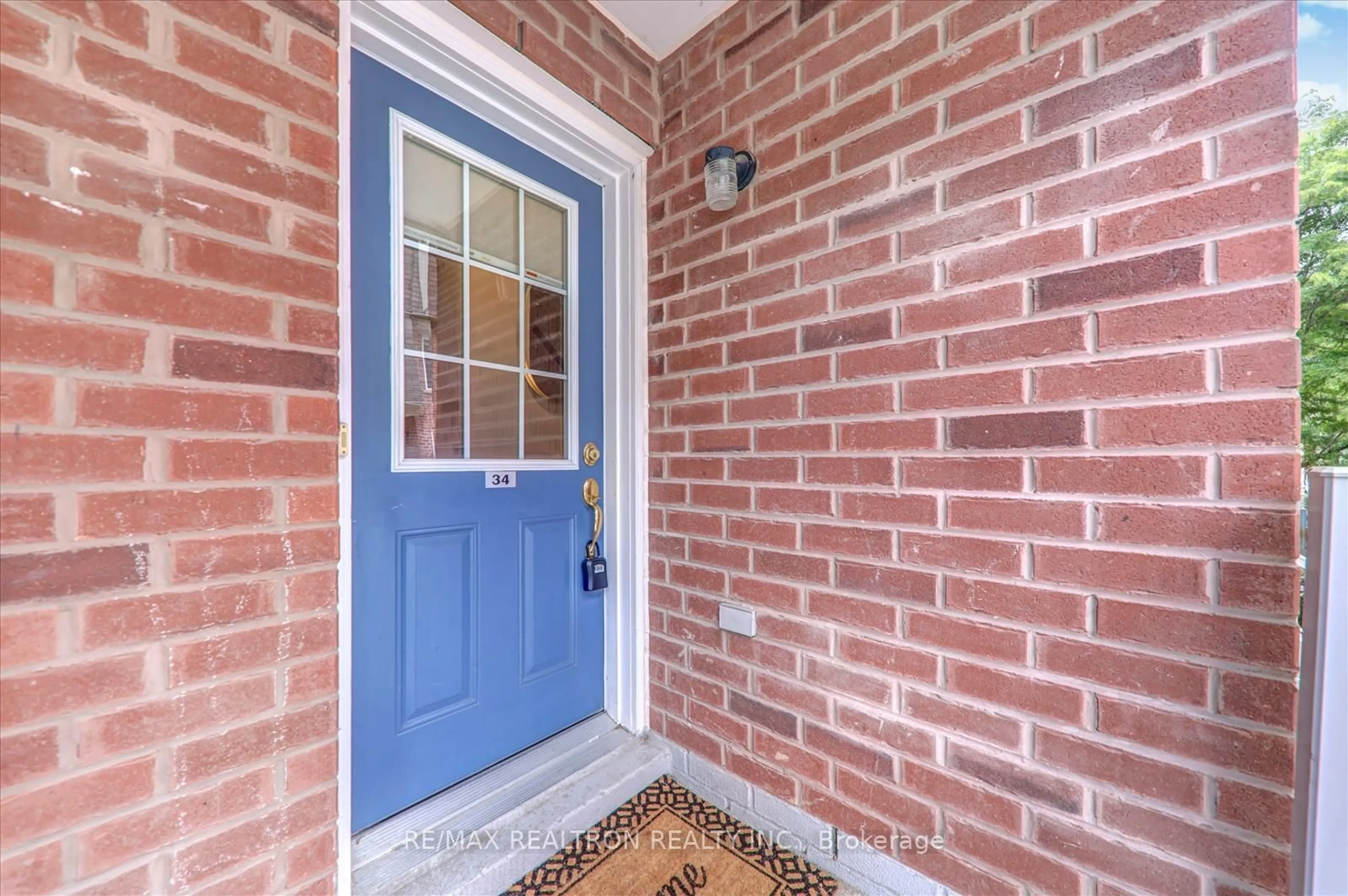 Unknown for 35 Foundry Ave #34, Toronto Ontario M6H 4K7