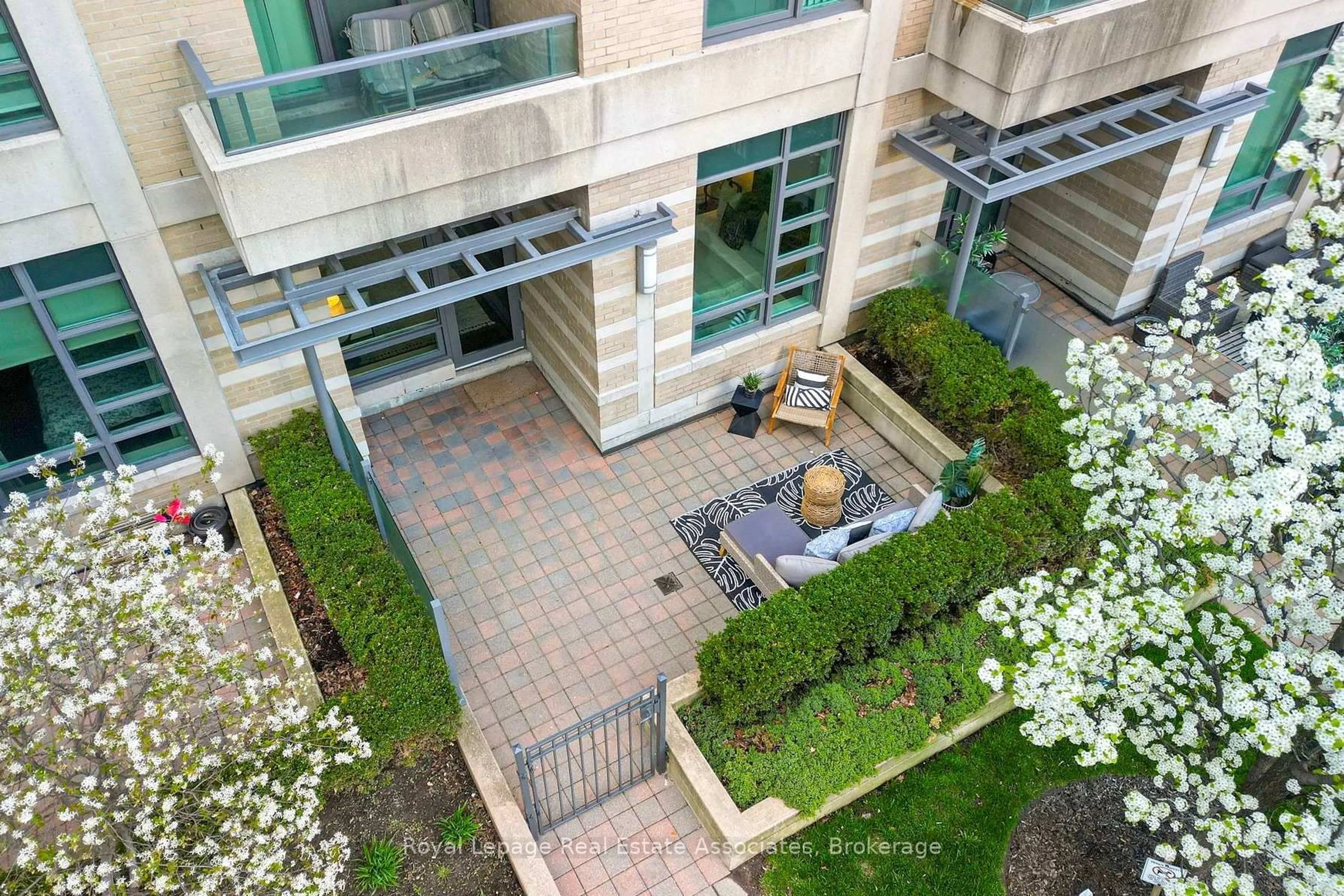 Patio, unknown for 235 Sherway Gardens Rd #103, Toronto Ontario M9C 0A2