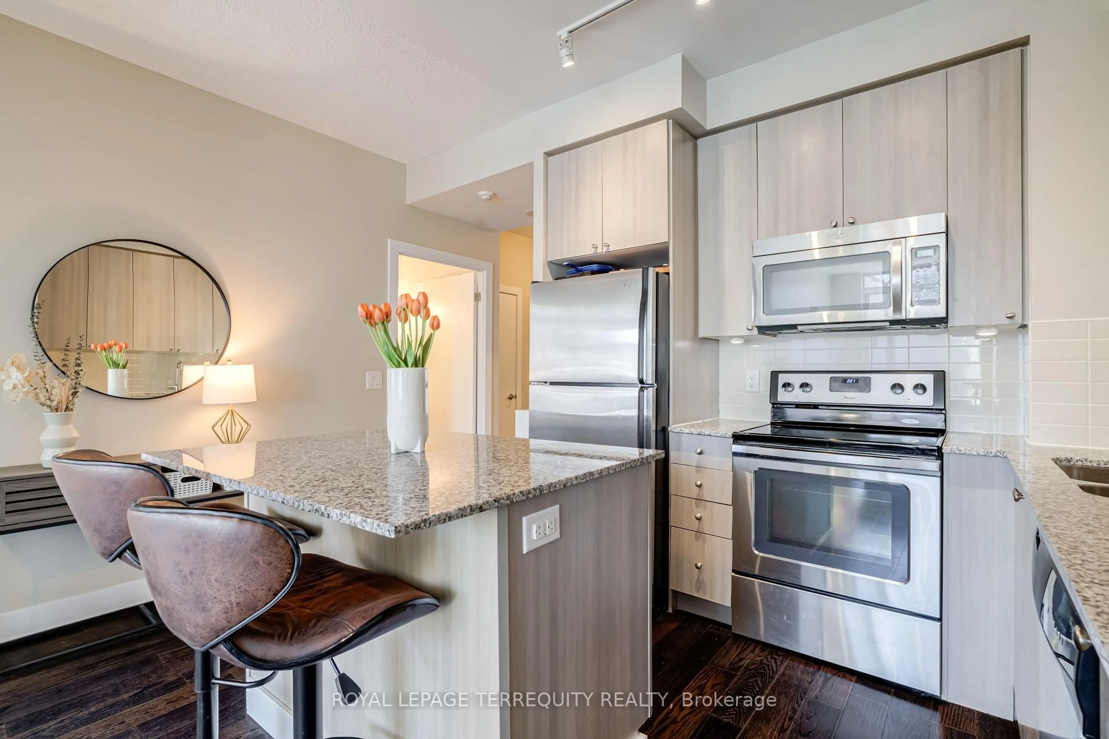 Open concept kitchen, unknown for 1638 Bloor St #204, Toronto Ontario M6P 0A6
