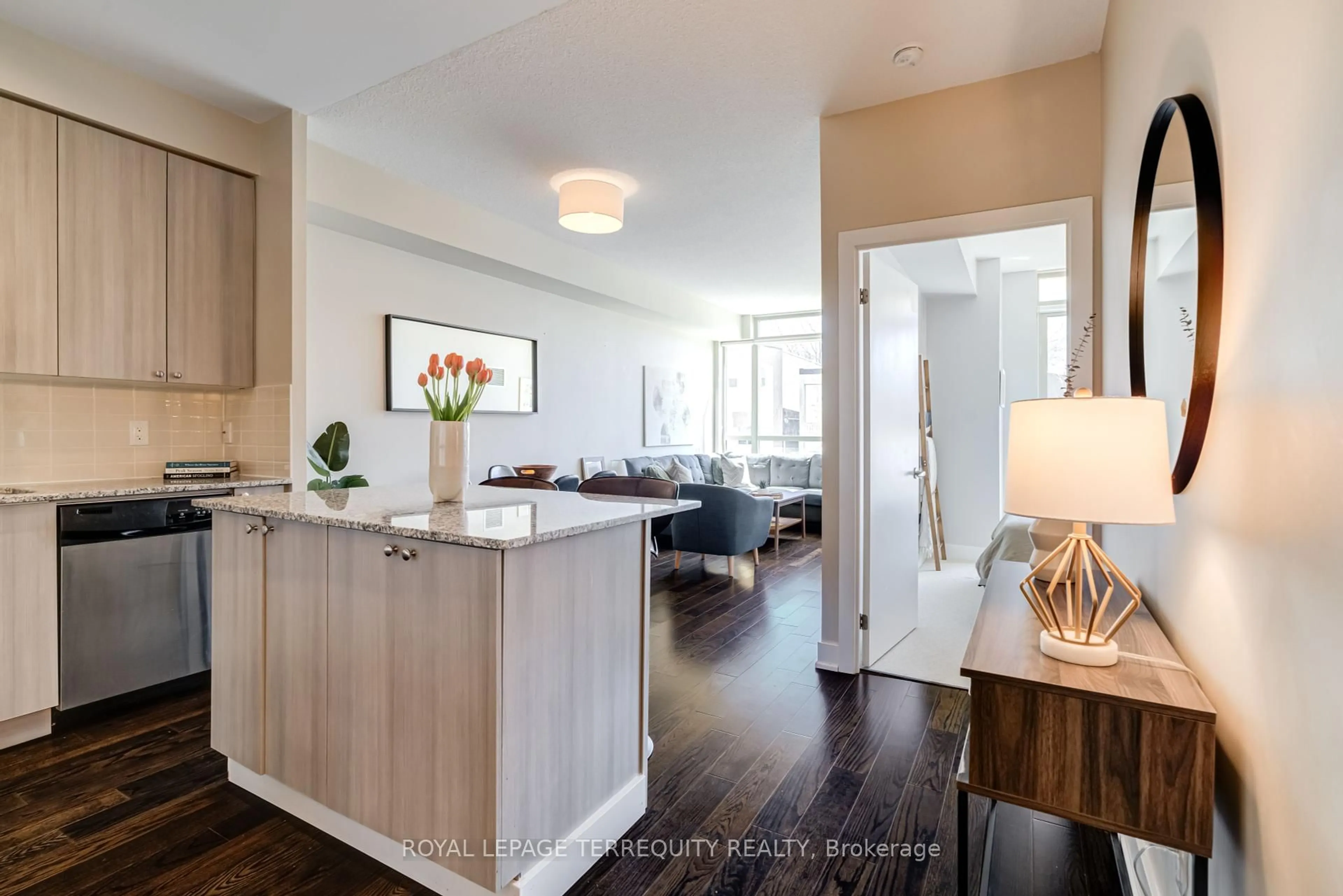 Open concept kitchen, wood/laminate floor for 1638 Bloor St #204, Toronto Ontario M6P 0A6