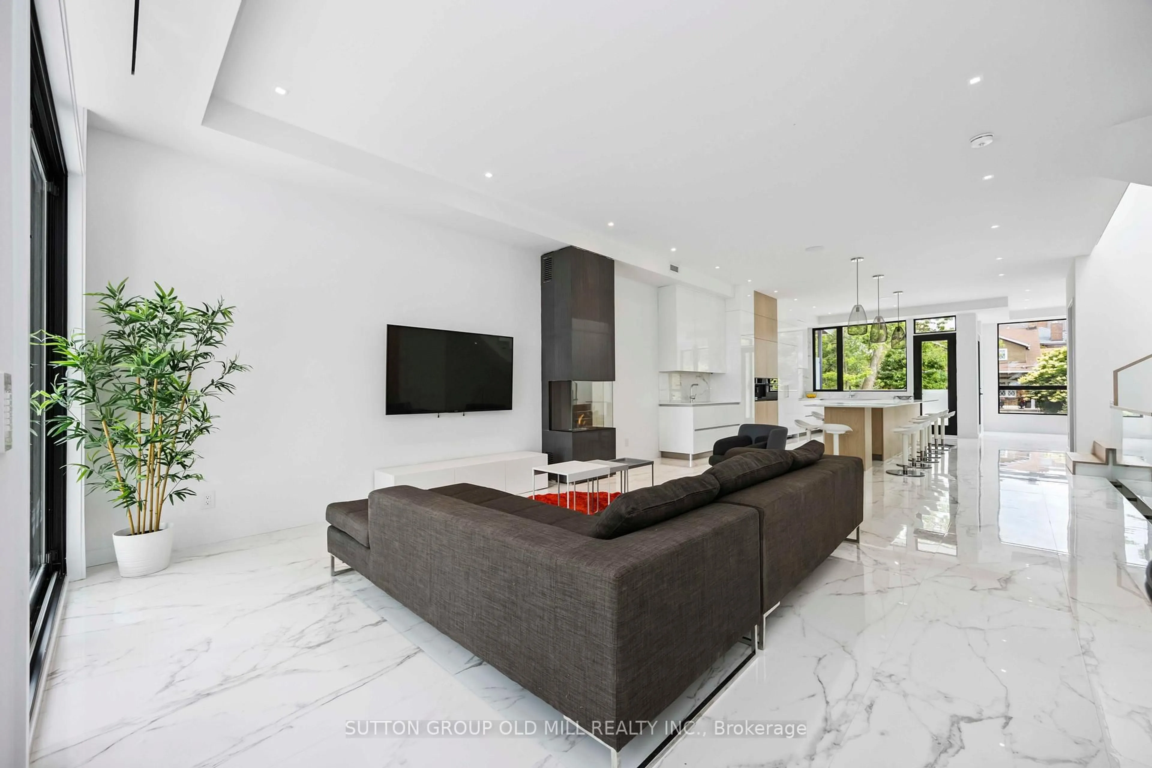 Living room with furniture, ceramic/tile floor for 91 Regal Rd, Toronto Ontario M6H 2J6