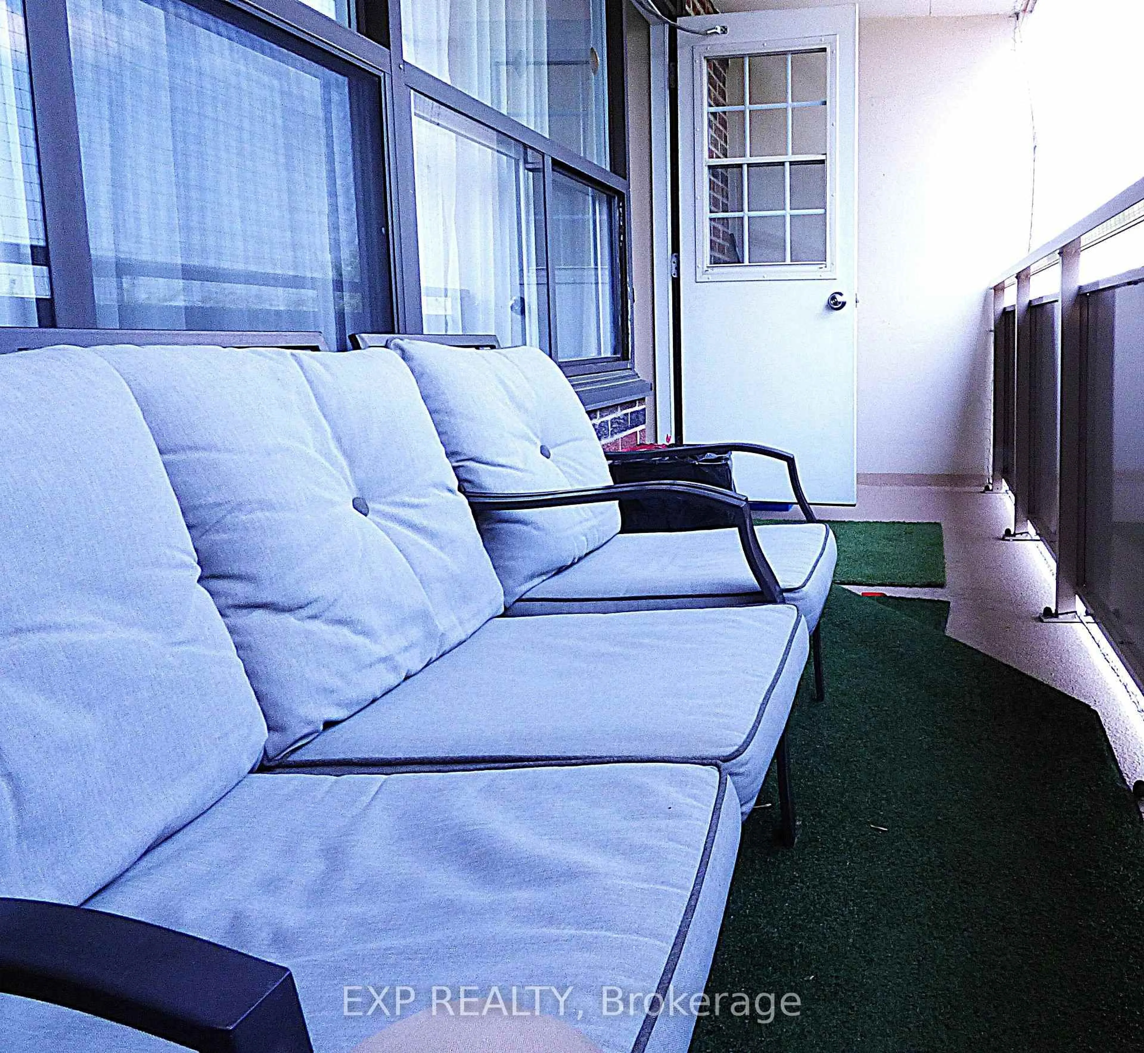 Balcony in the apartment, street for 3120 Kirwin Ave #609, Mississauga Ontario L5A 3R2