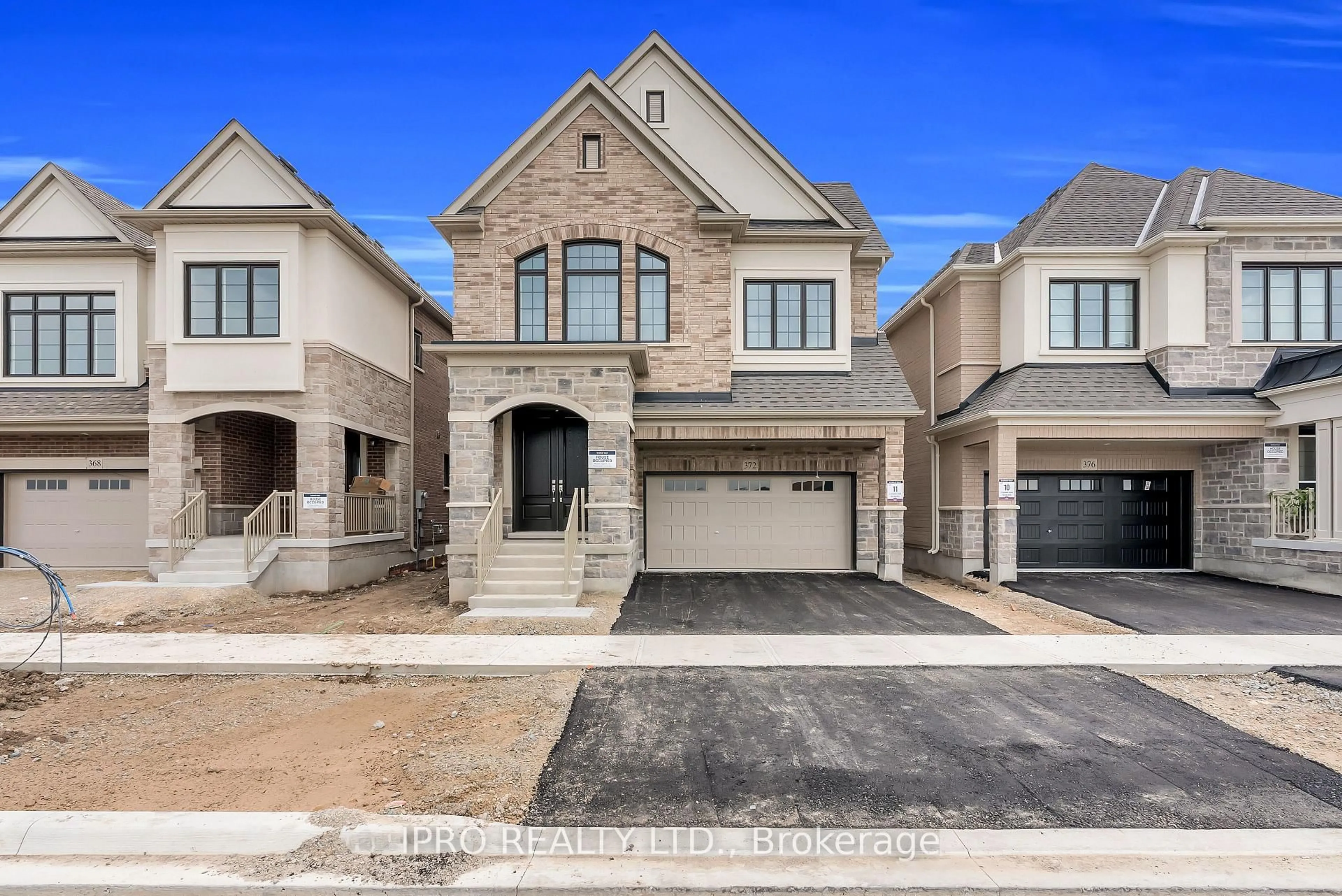 Home with brick exterior material, street for 372 Bergamot Ave, Milton Ontario L9E 1Y8