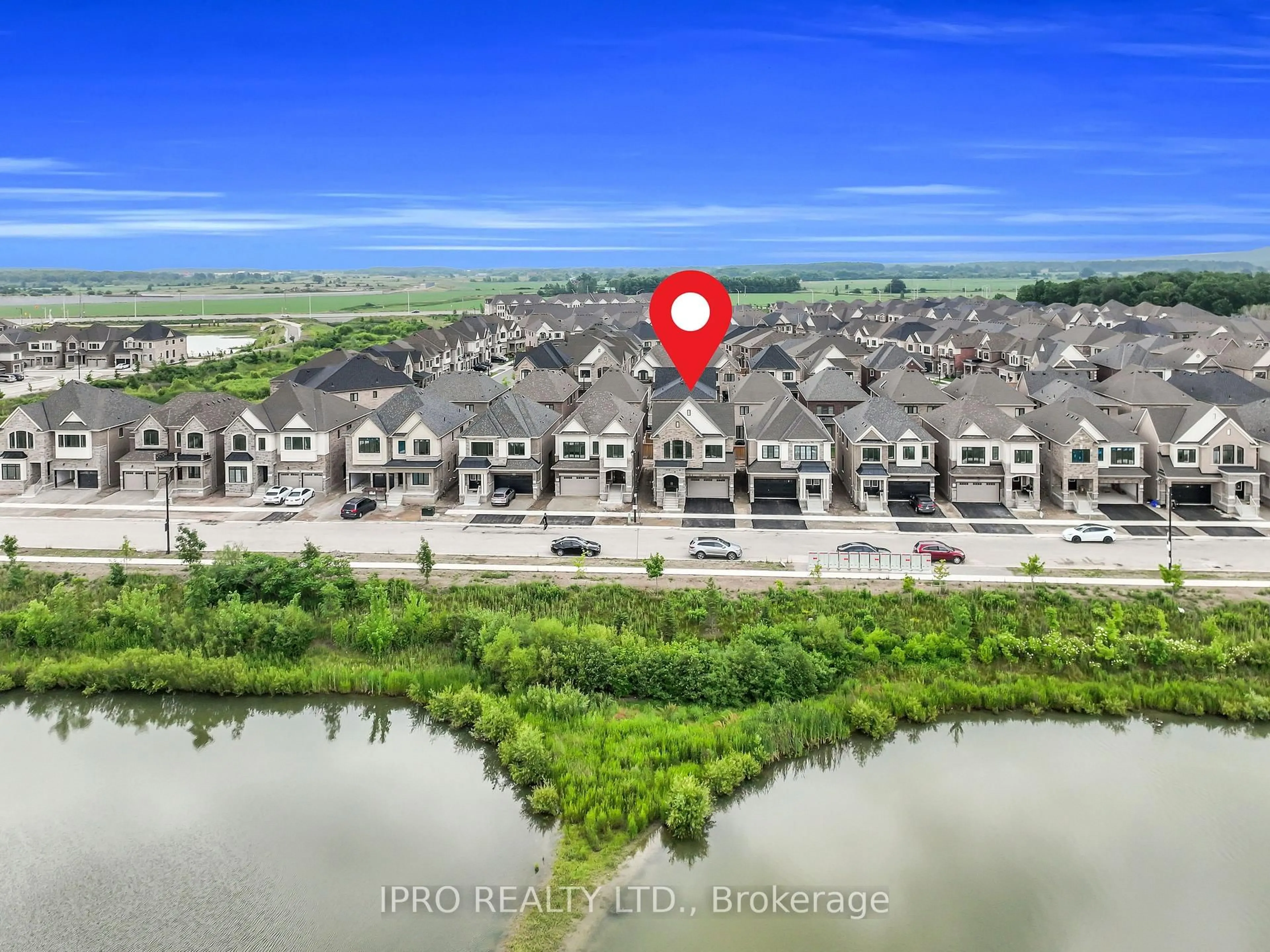 A pic from outside/outdoor area/front of a property/back of a property/a pic from drone, water/lake/river/ocean view for 372 Bergamot Ave, Milton Ontario L9E 1Y8