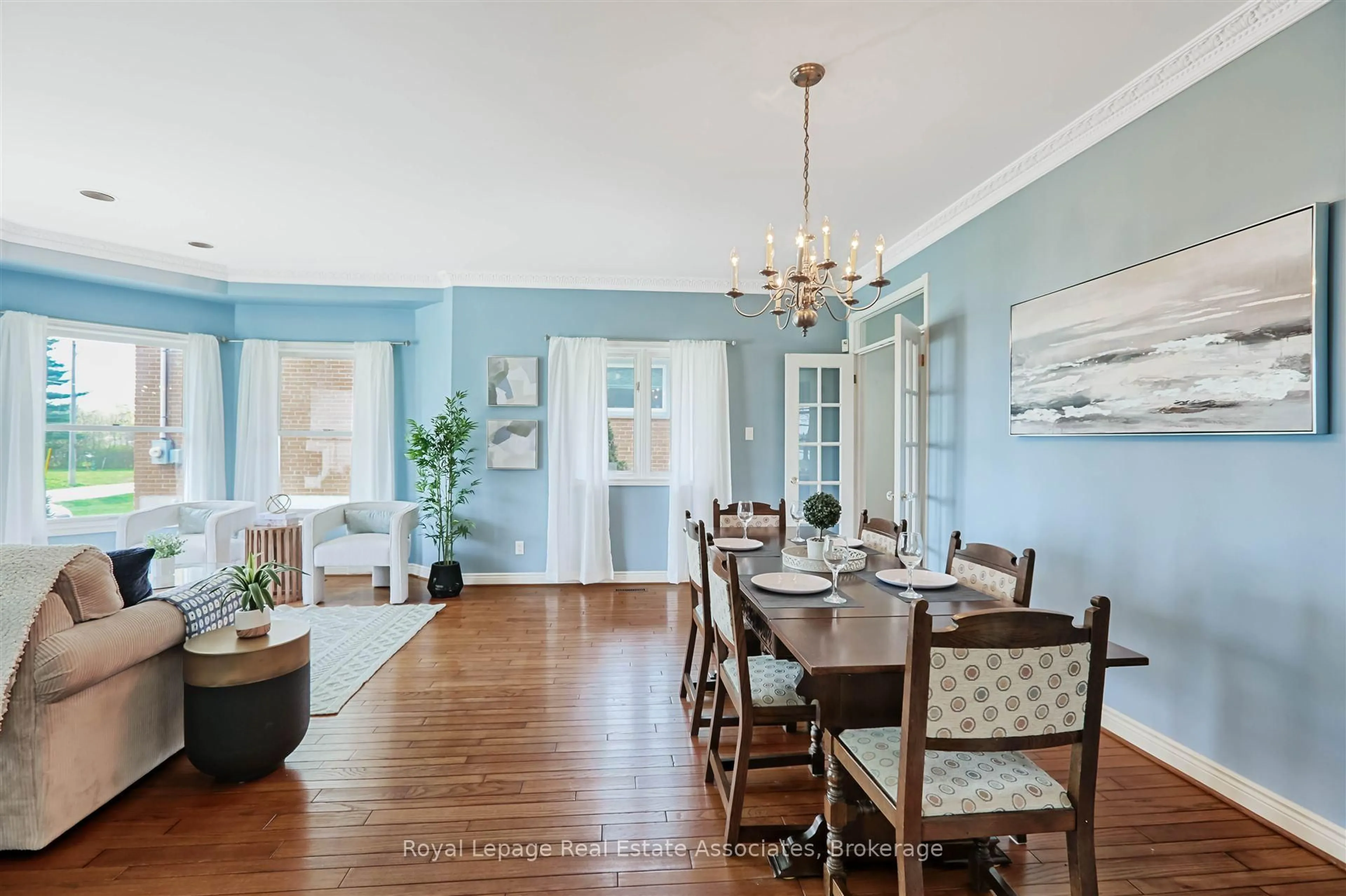 Dining room, unknown for 599 Lakeside Ave, Mississauga Ontario L5G 1N7
