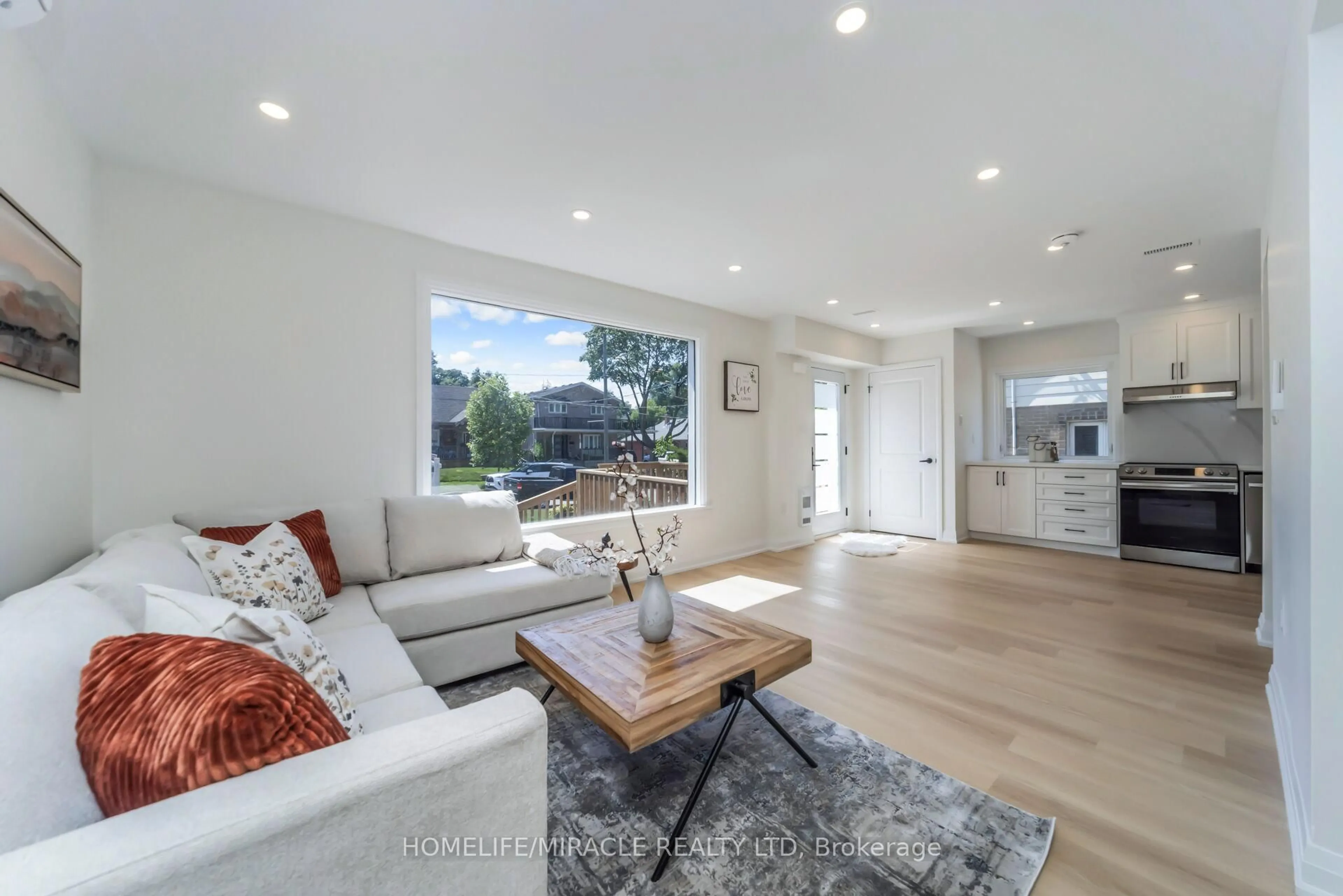 Living room with furniture, unknown for 9 Berry Creek Dr, Toronto Ontario M9W 4A1