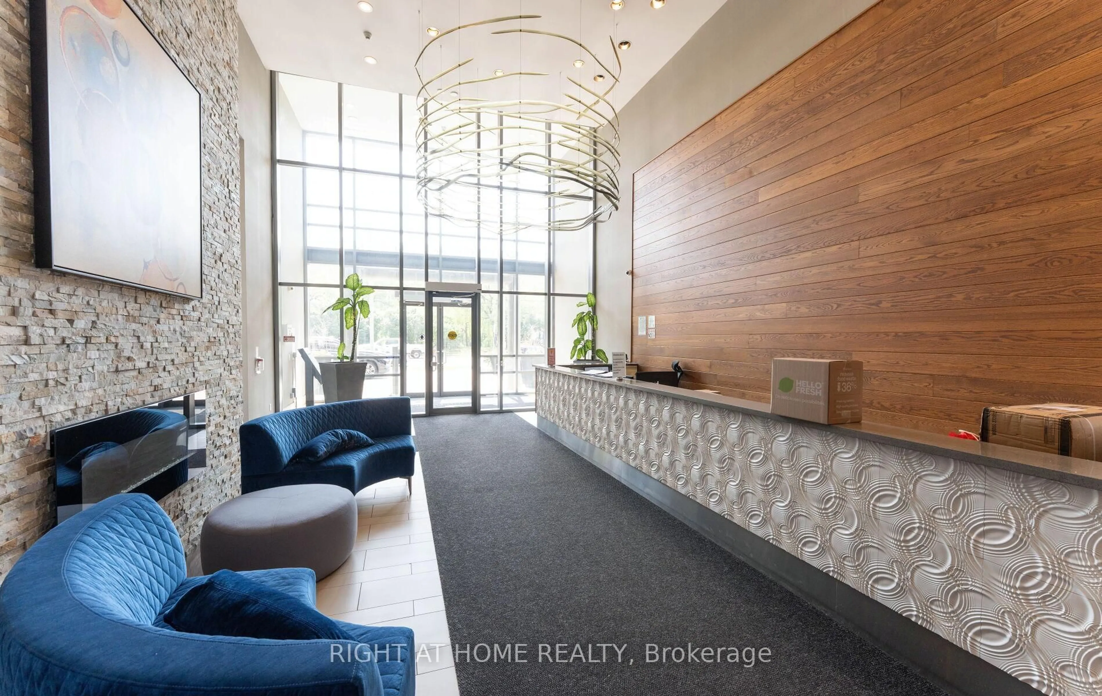 Unknown for 2230 Lake Shore Blvd #803, Toronto Ontario M8V 0B2