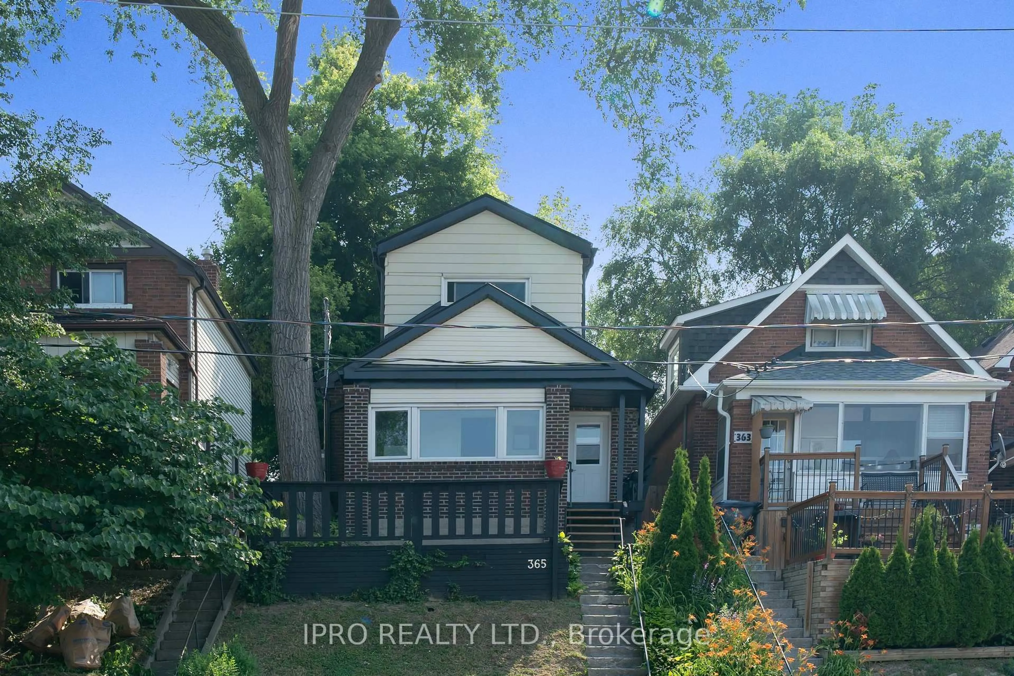 Unknown for 365 Silverthorn Ave, Toronto Ontario M6M 3G7