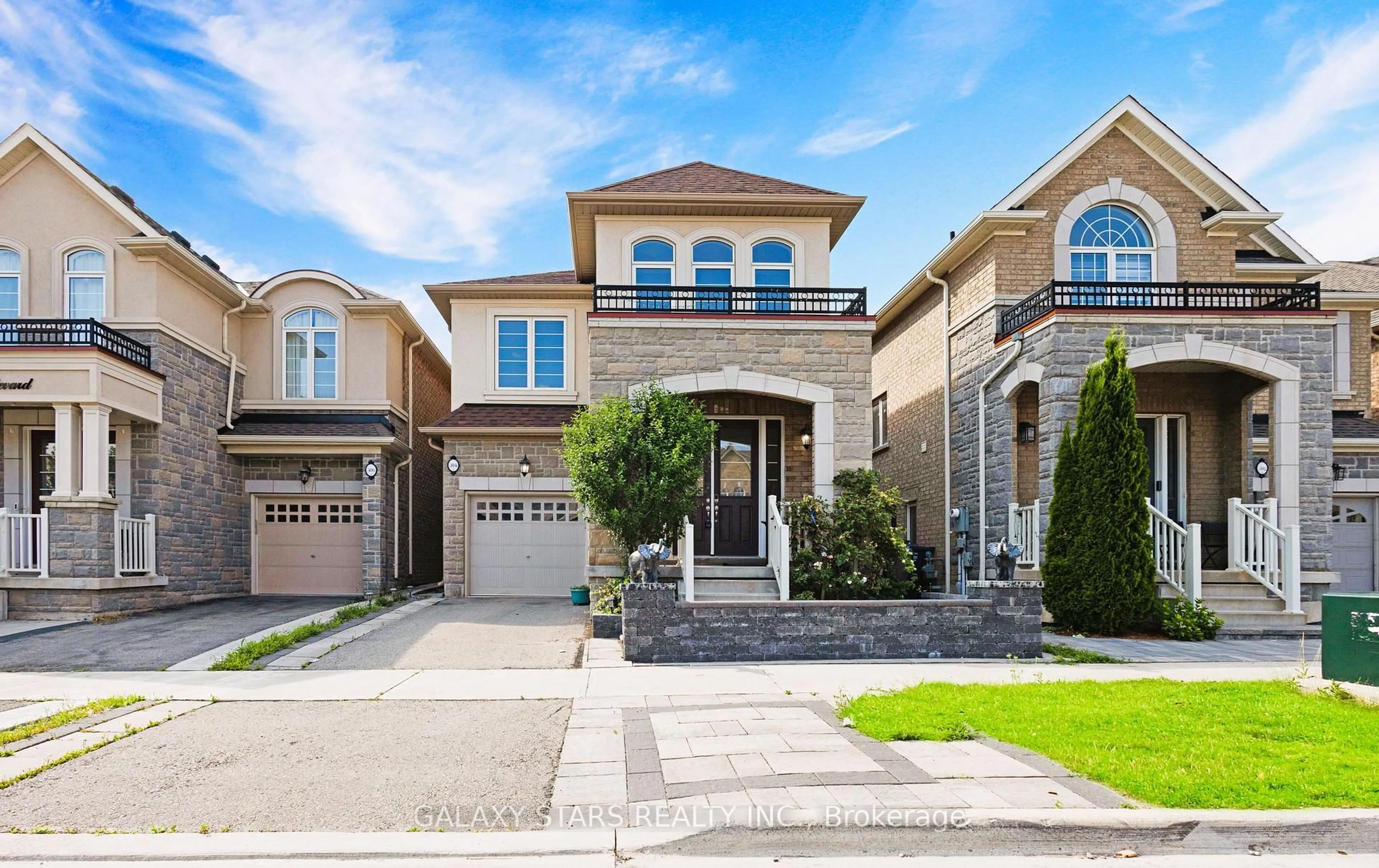 Home with brick exterior material, street for 304 Buick Blvd, Brampton Ontario L7A 4L8