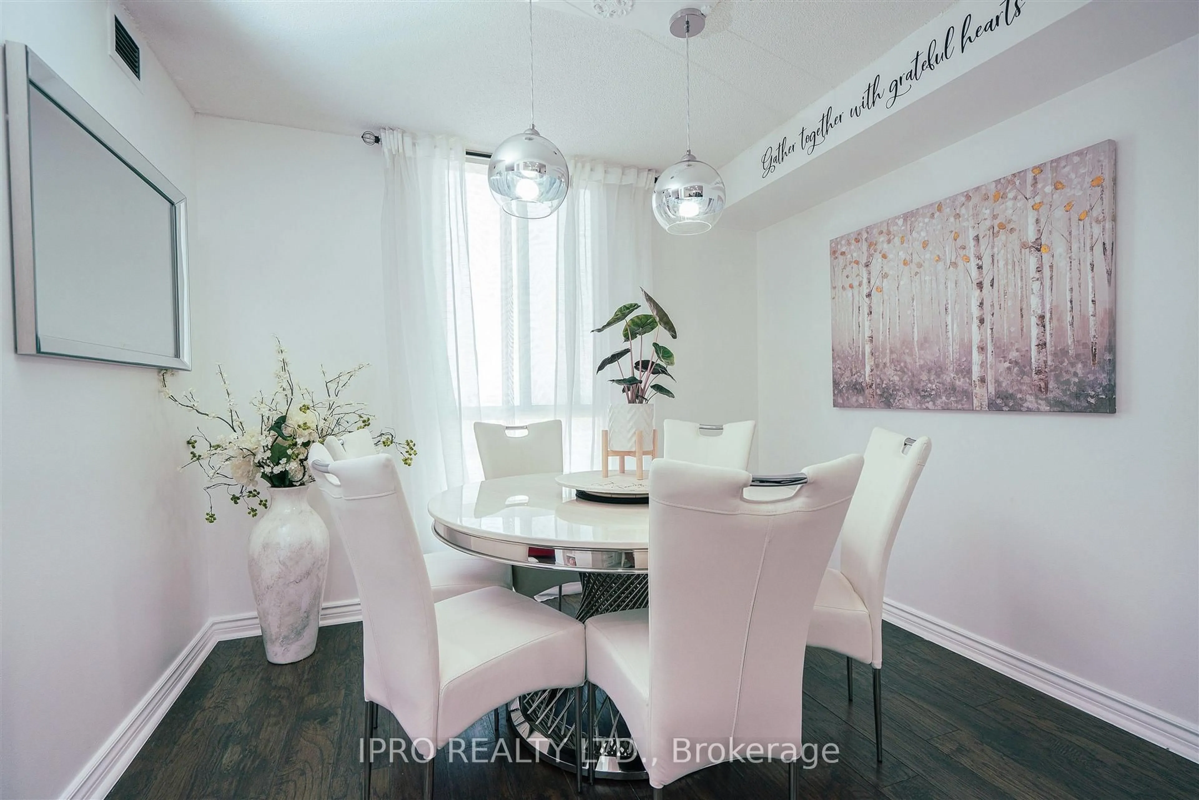 Dining room, unknown for 145 Hillcrest Ave #1907, Mississauga Ontario L5B 3Z1