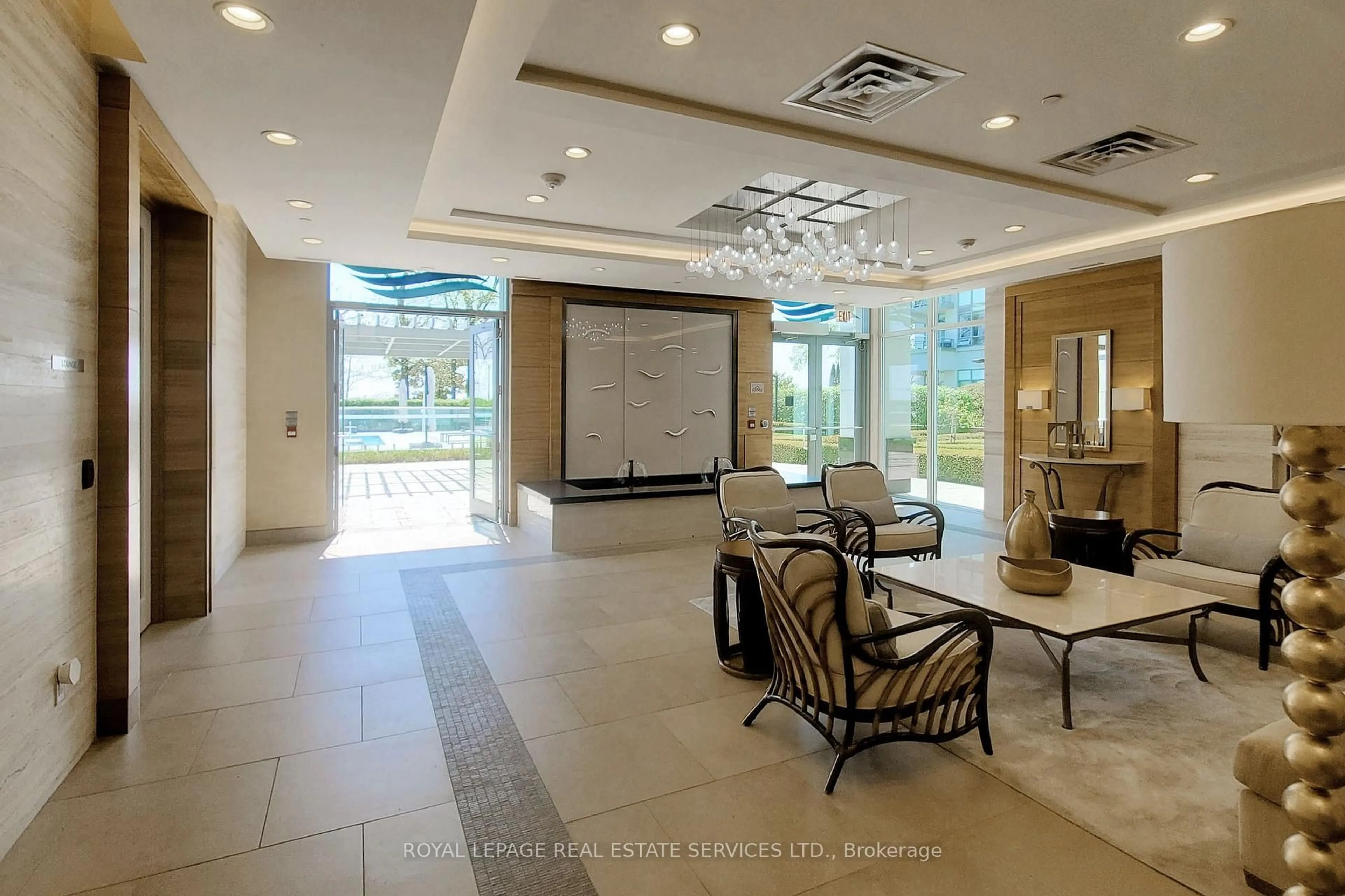 Lobby for 3500 Lakeshore Rd #417, Oakville Ontario L6L 4Z3