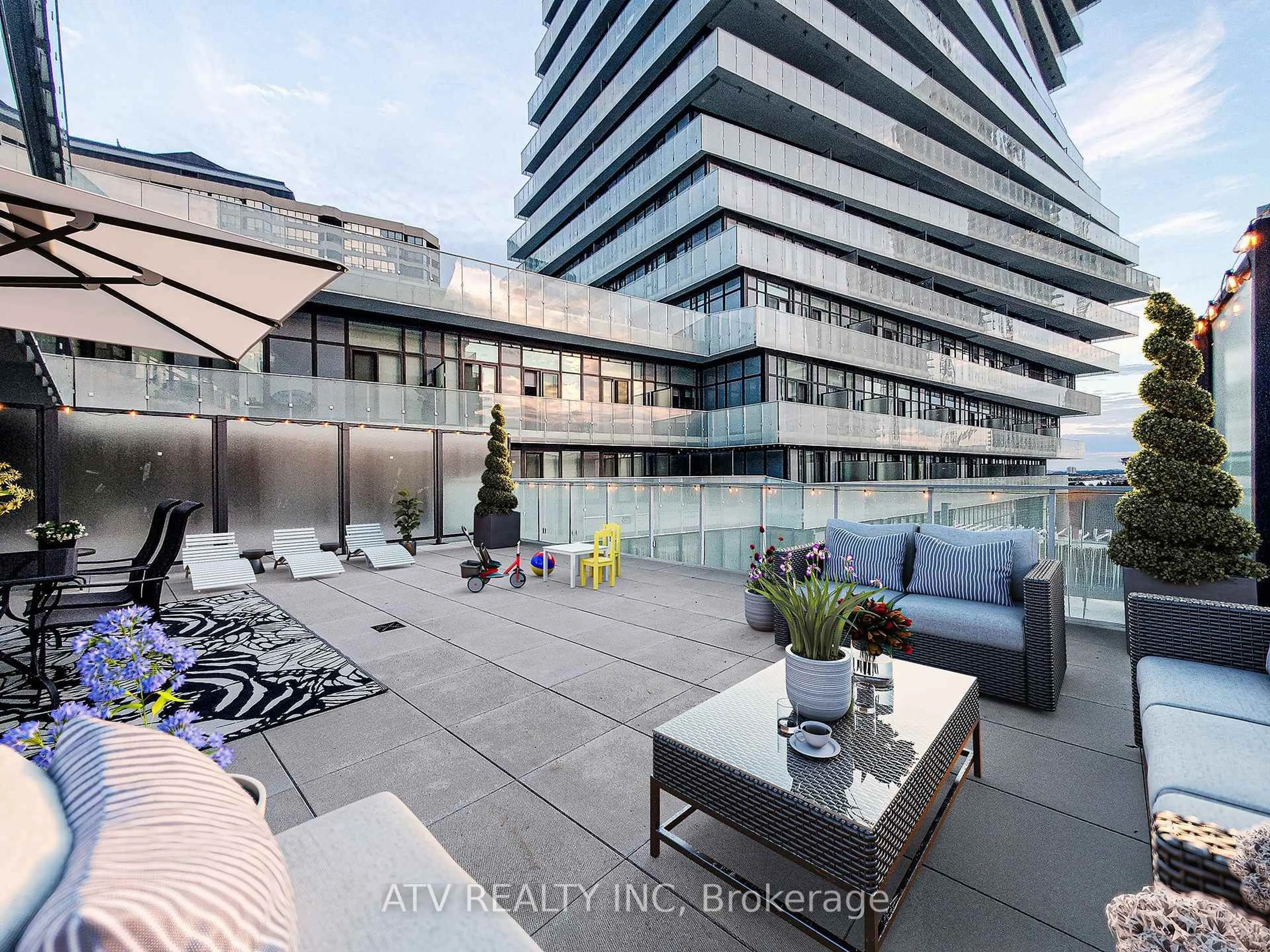 Patio, city buildings view from balcony for 3883 Quartz Rd #508, Mississauga Ontario L5B 0M4