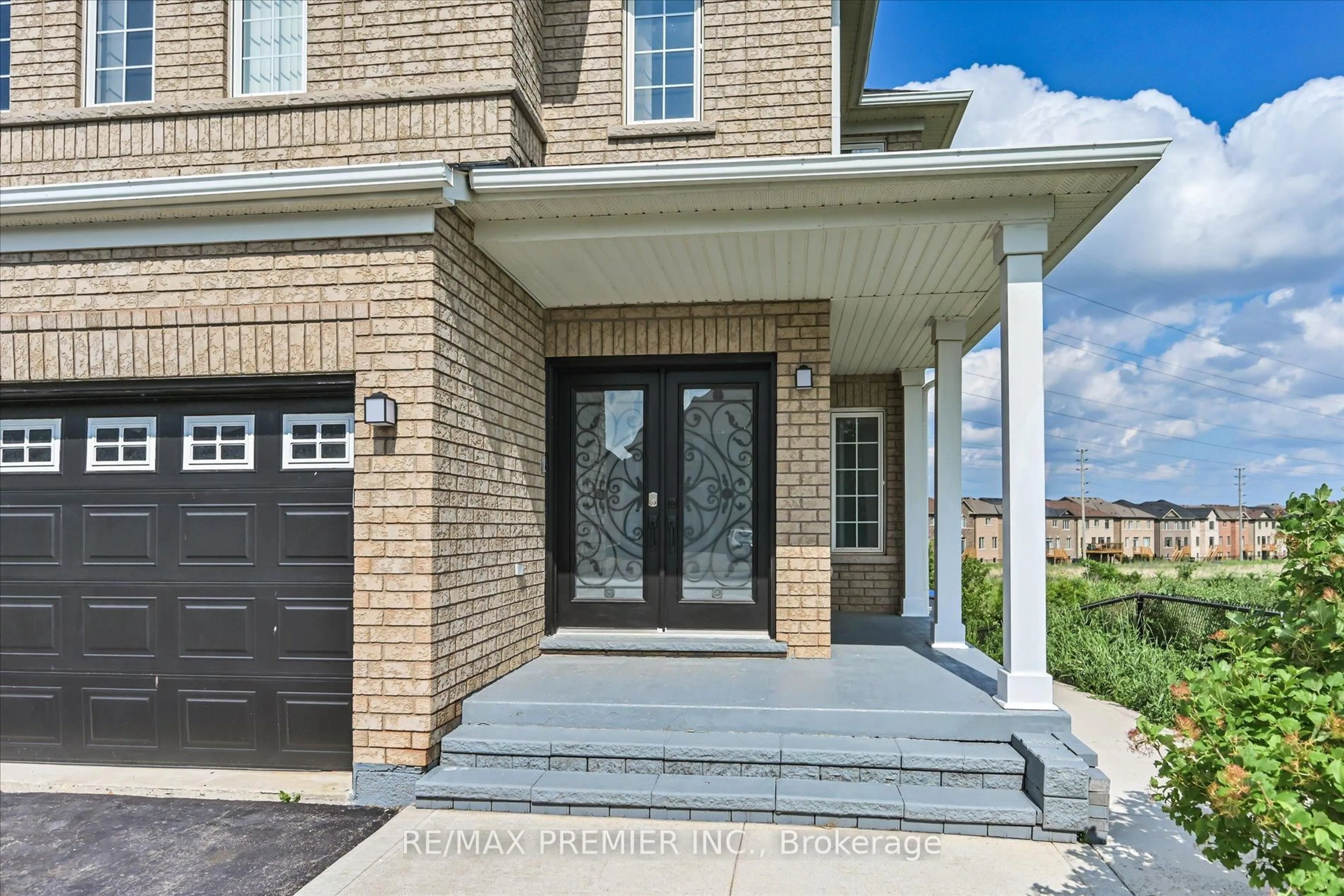 Home with brick exterior material, street for 15 Roundstone Dr, Brampton Ontario L6X 0K7