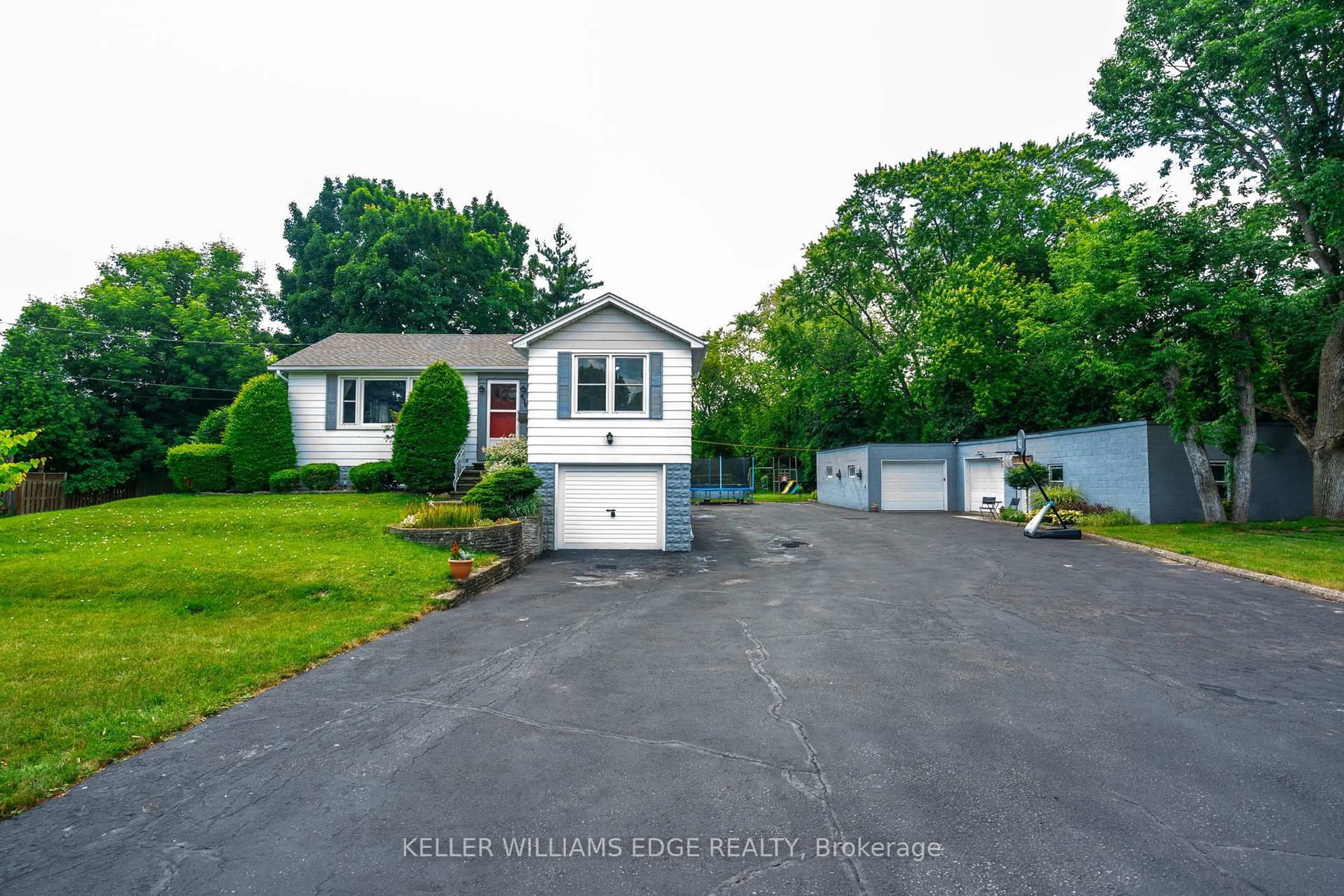 A pic from outside/outdoor area/front of a property/back of a property/a pic from drone, water/lake/river/ocean view for 458 Elwood Rd, Burlington Ontario L7N 3C7
