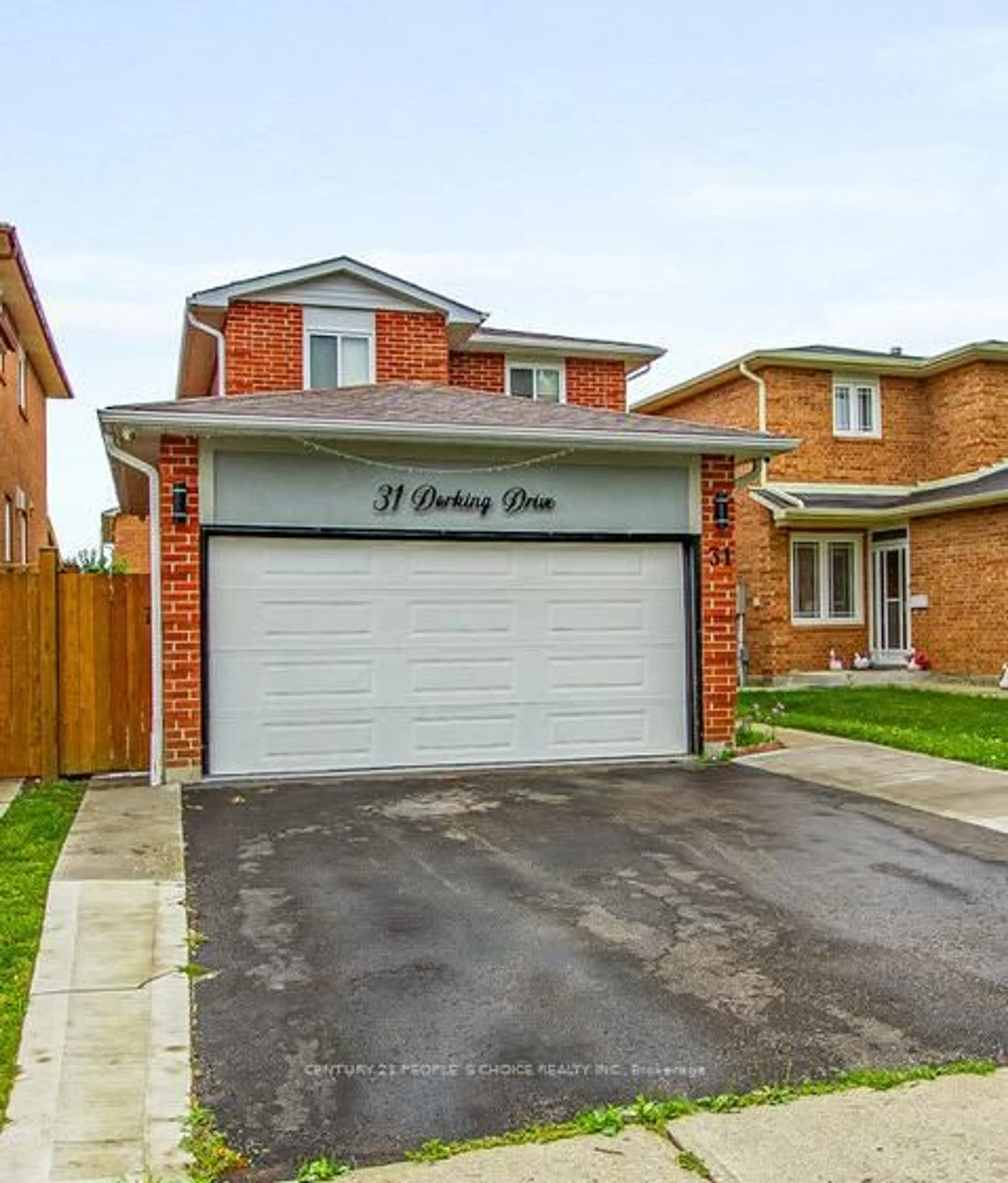 Home with brick exterior material, street for 31 Dorking Dr, Brampton Ontario L6Z 3T9