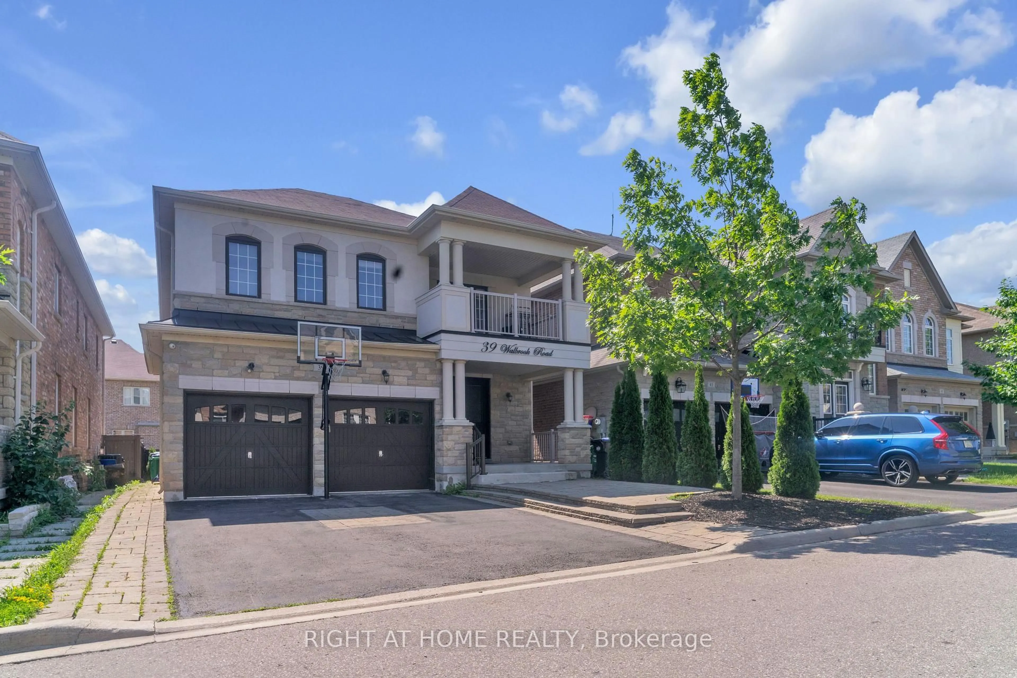 Unknown for 39 Walbrook Rd, Brampton Ontario L6X 4N4