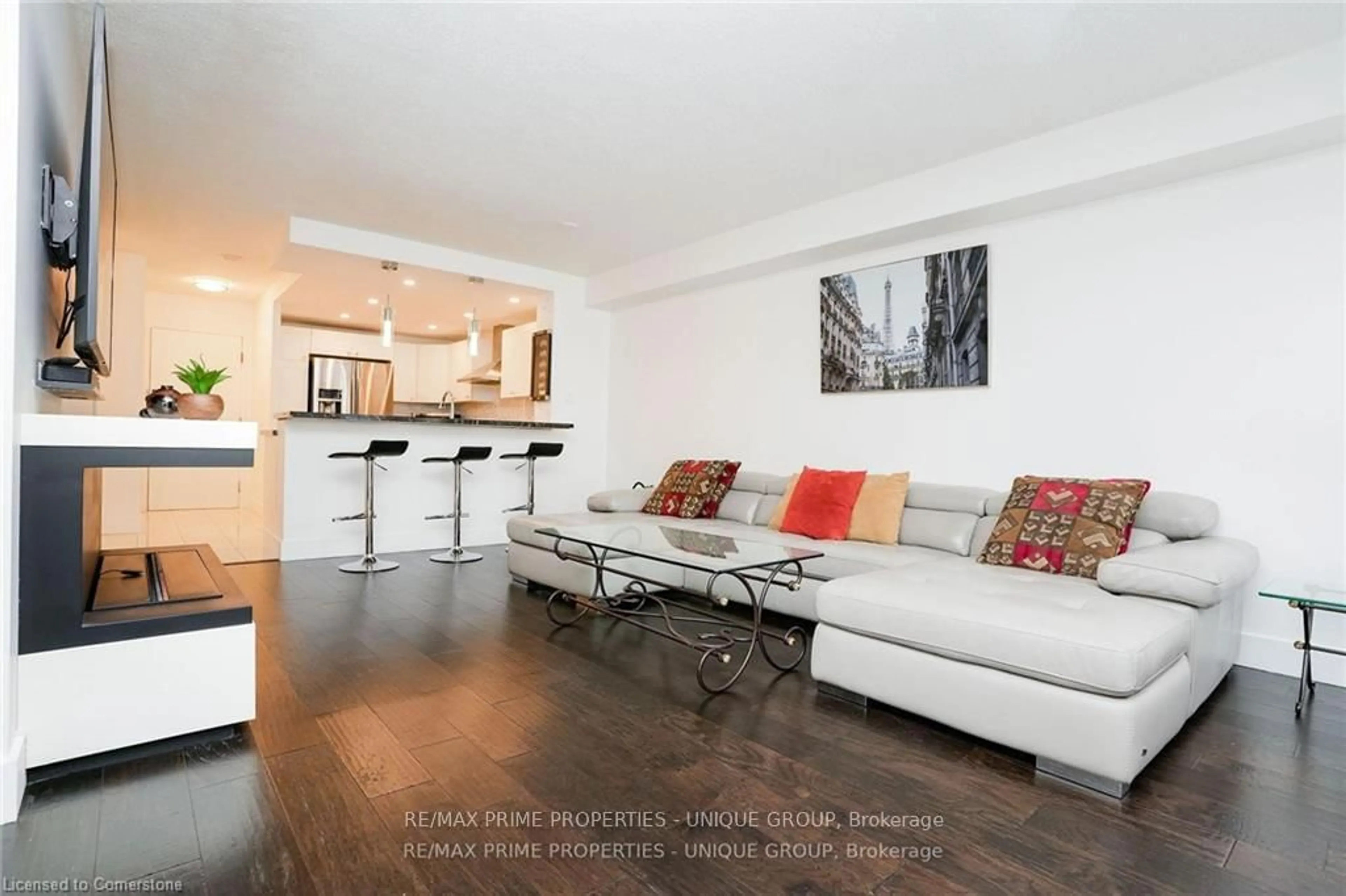 Living room with furniture, unknown for 300 Webb Dr #706, Mississauga Ontario L5B 3W3