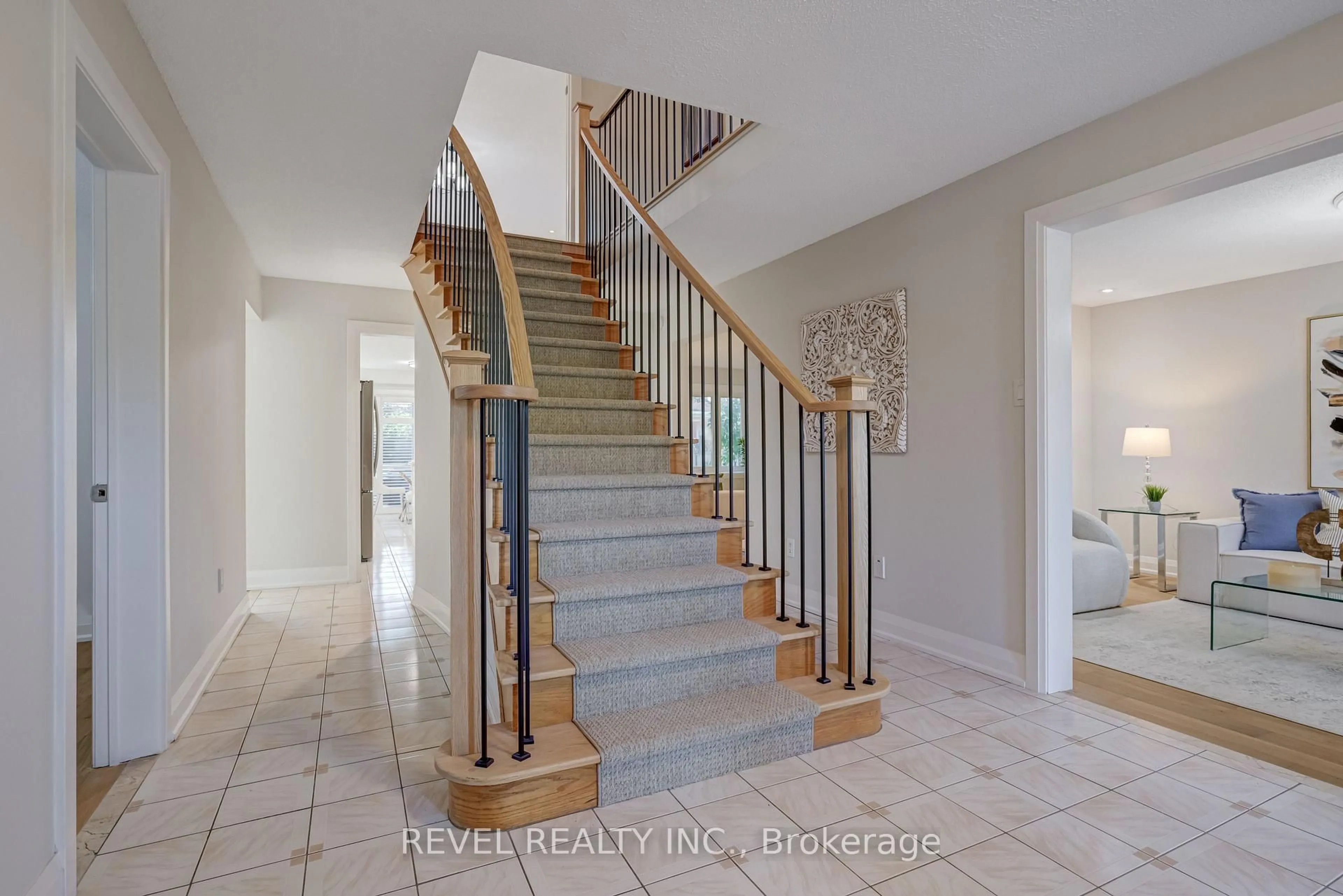 Unknown for 6 Lone Oak Ave, Brampton Ontario L6S 5V5