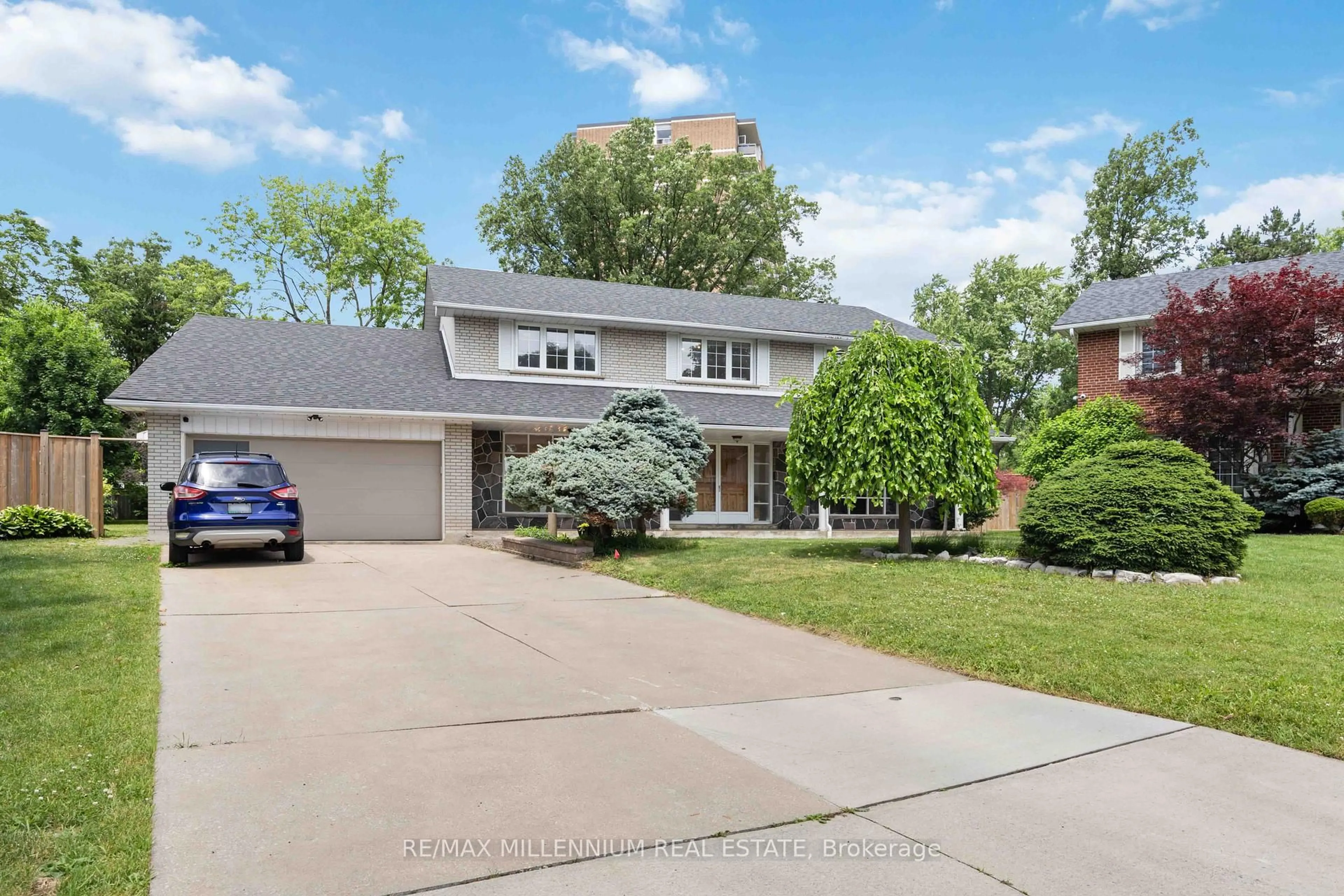 Unknown for 22 Richdale Crt, Toronto Ontario M9B 5Y9
