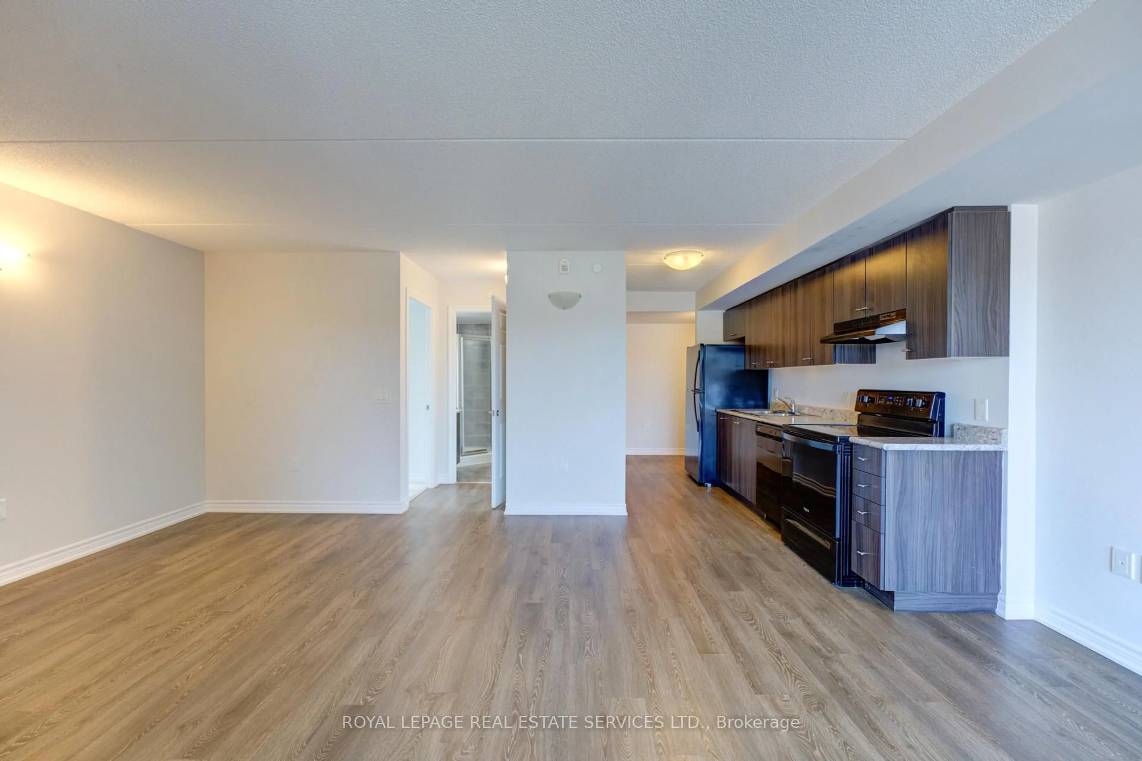 A pic of a room for 716 Main St #301, Milton Ontario L9T 9L9