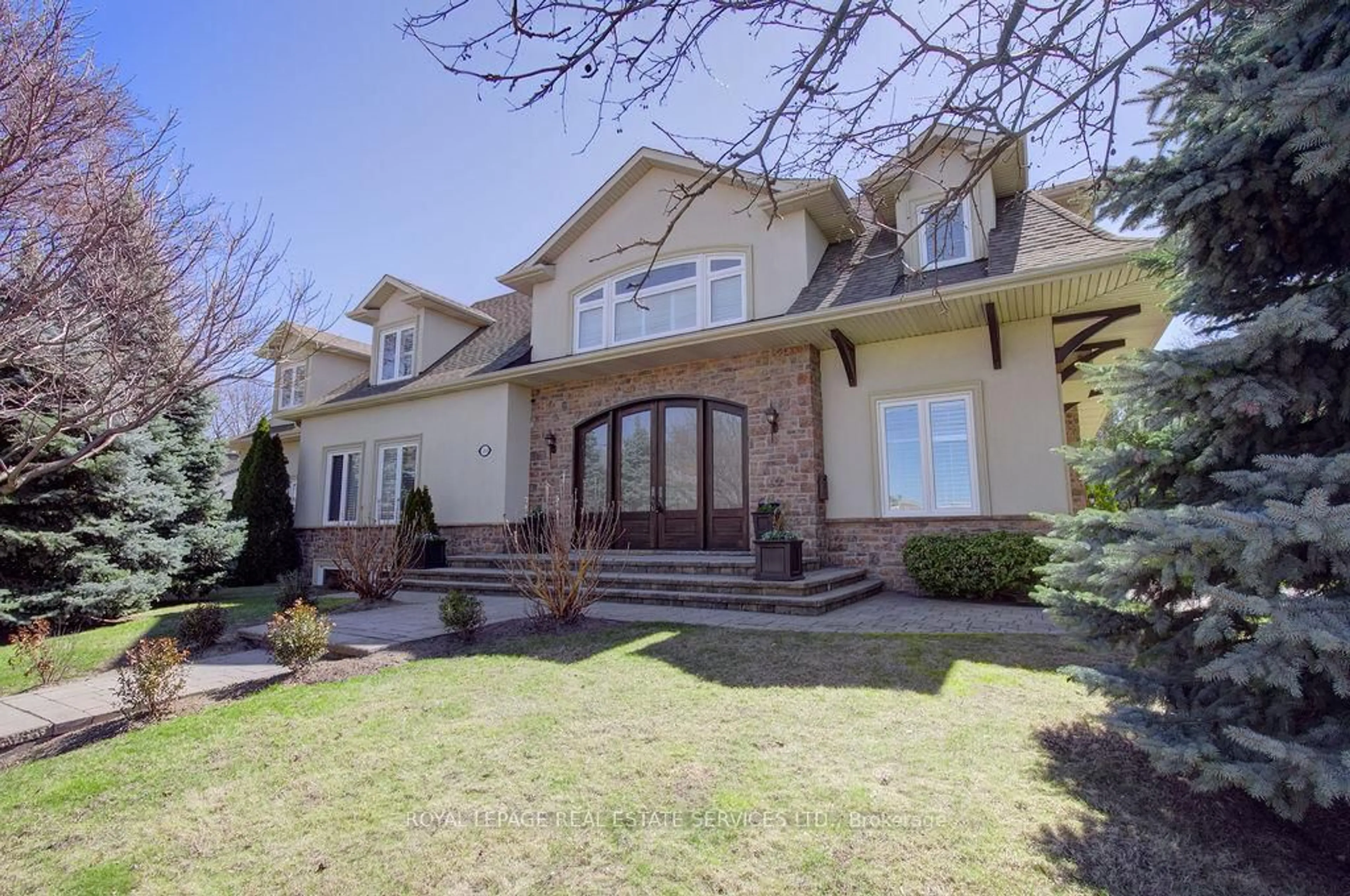 Home with brick exterior material, street for 384 Rebecca St, Oakville Ontario L6K 1K6