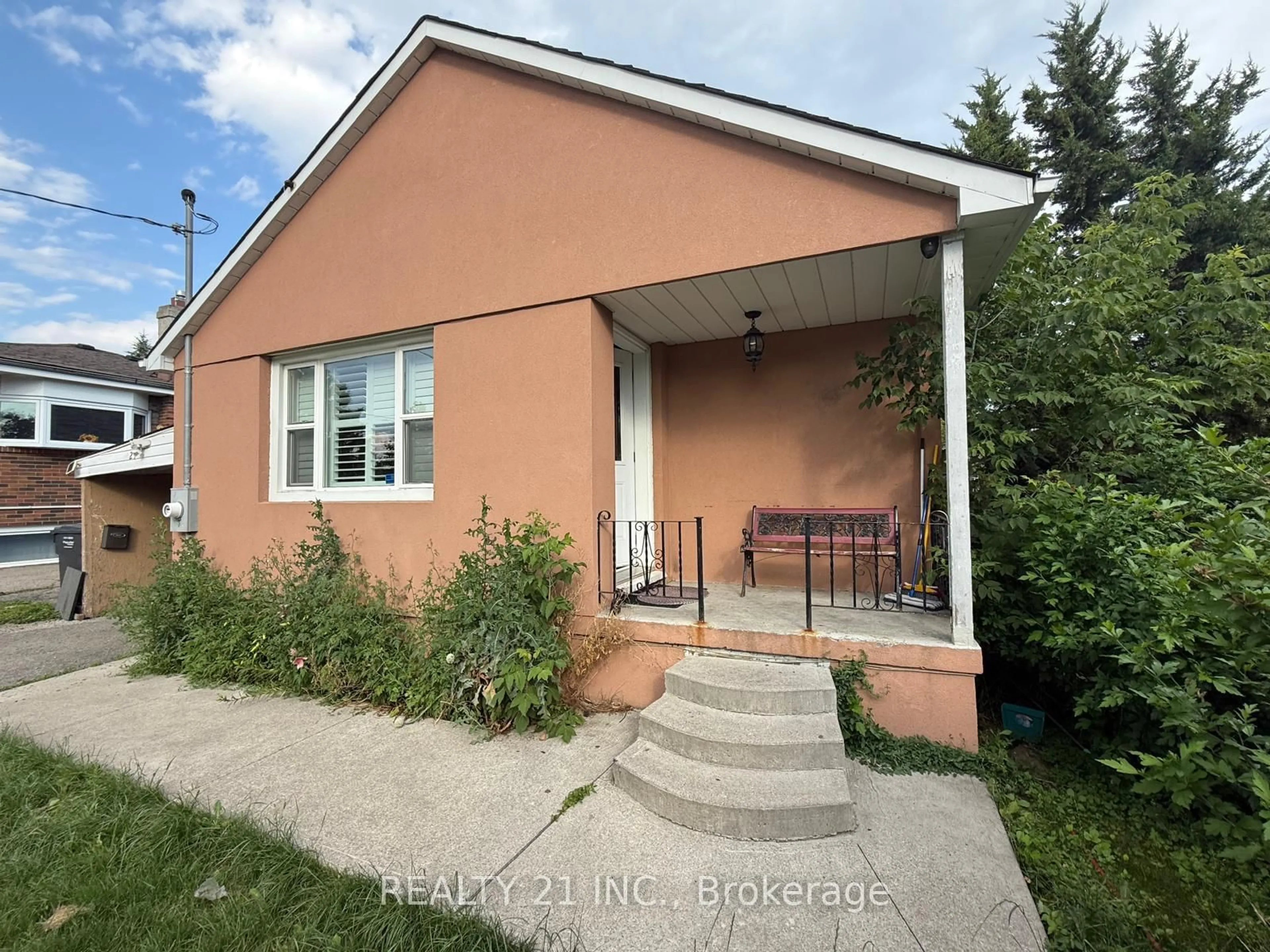 Unknown for 29 Mercer Dr, Brampton Ontario L6X 1B5