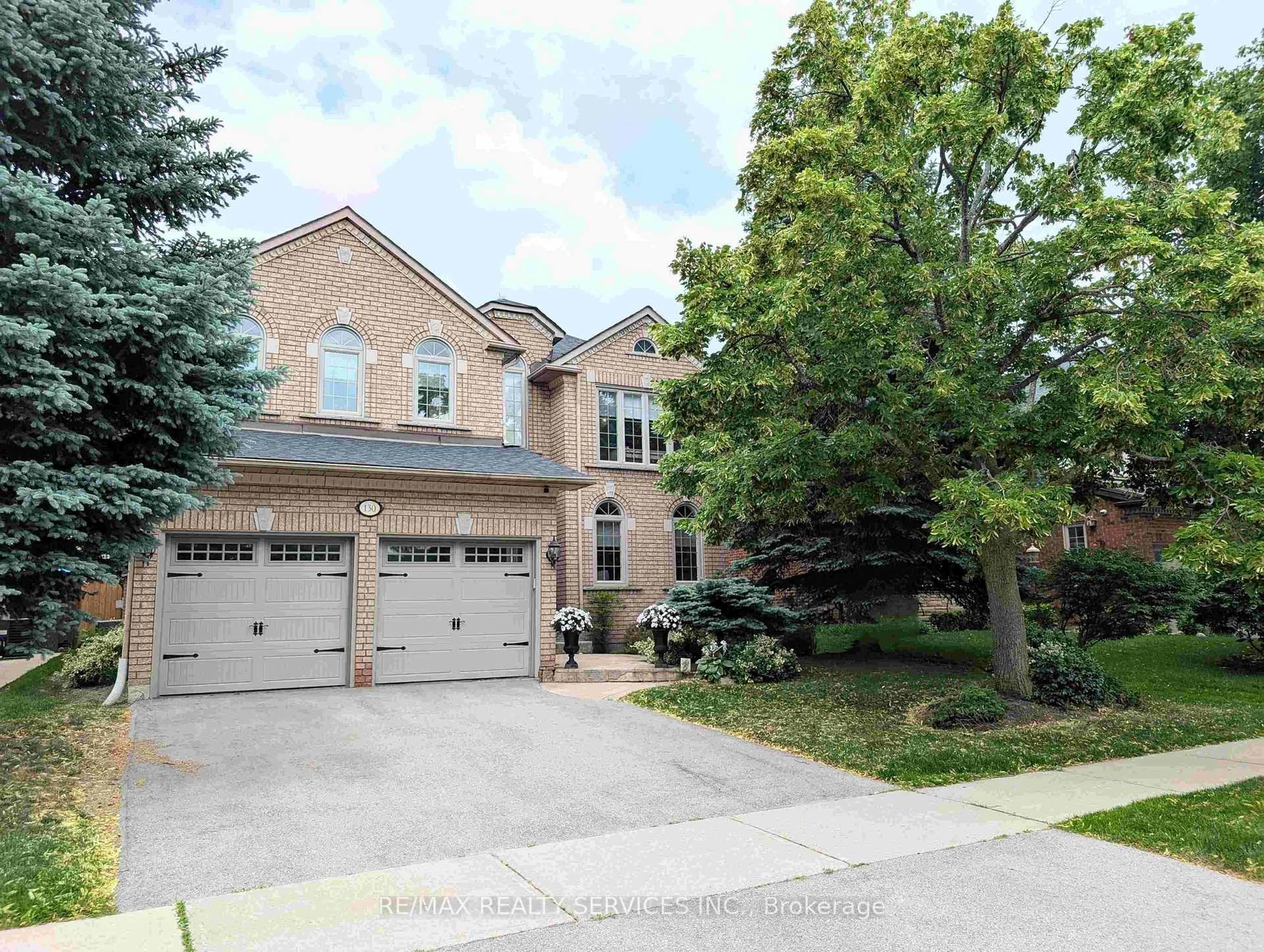 Home with brick exterior material, street for 130 Royal Valley Dr, Caledon Ontario L7C 1A6