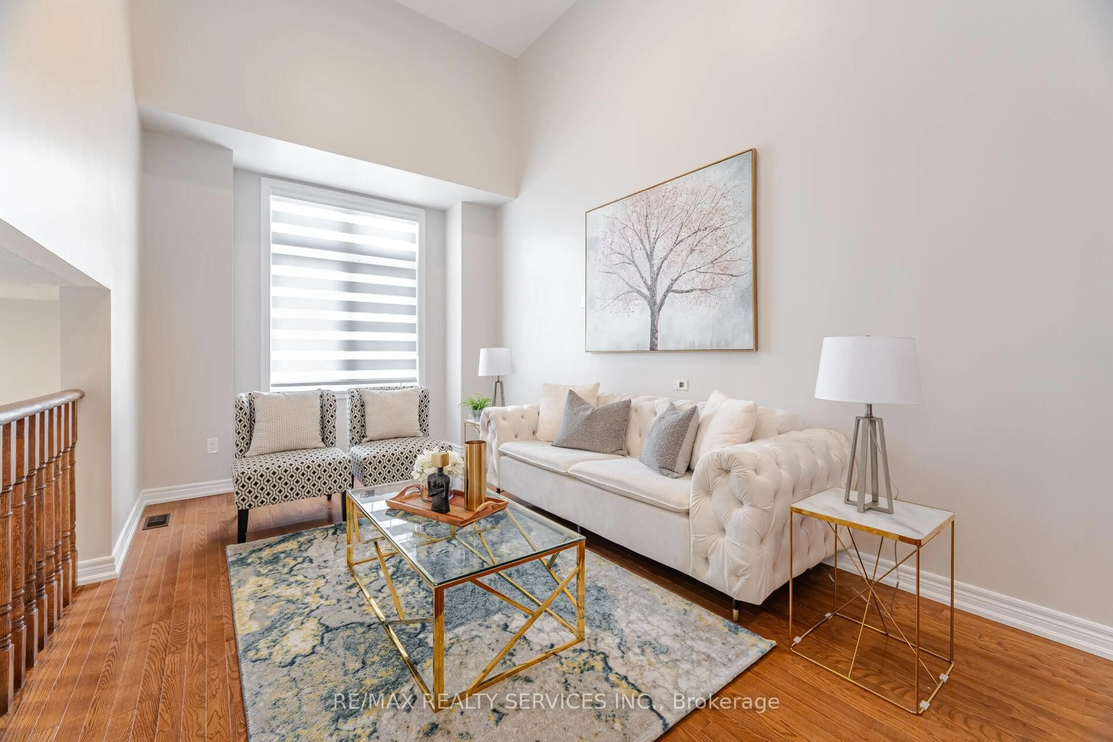 Living room with furniture, unknown for 16 Zephyr Rd, Caledon Ontario L7C 3V9