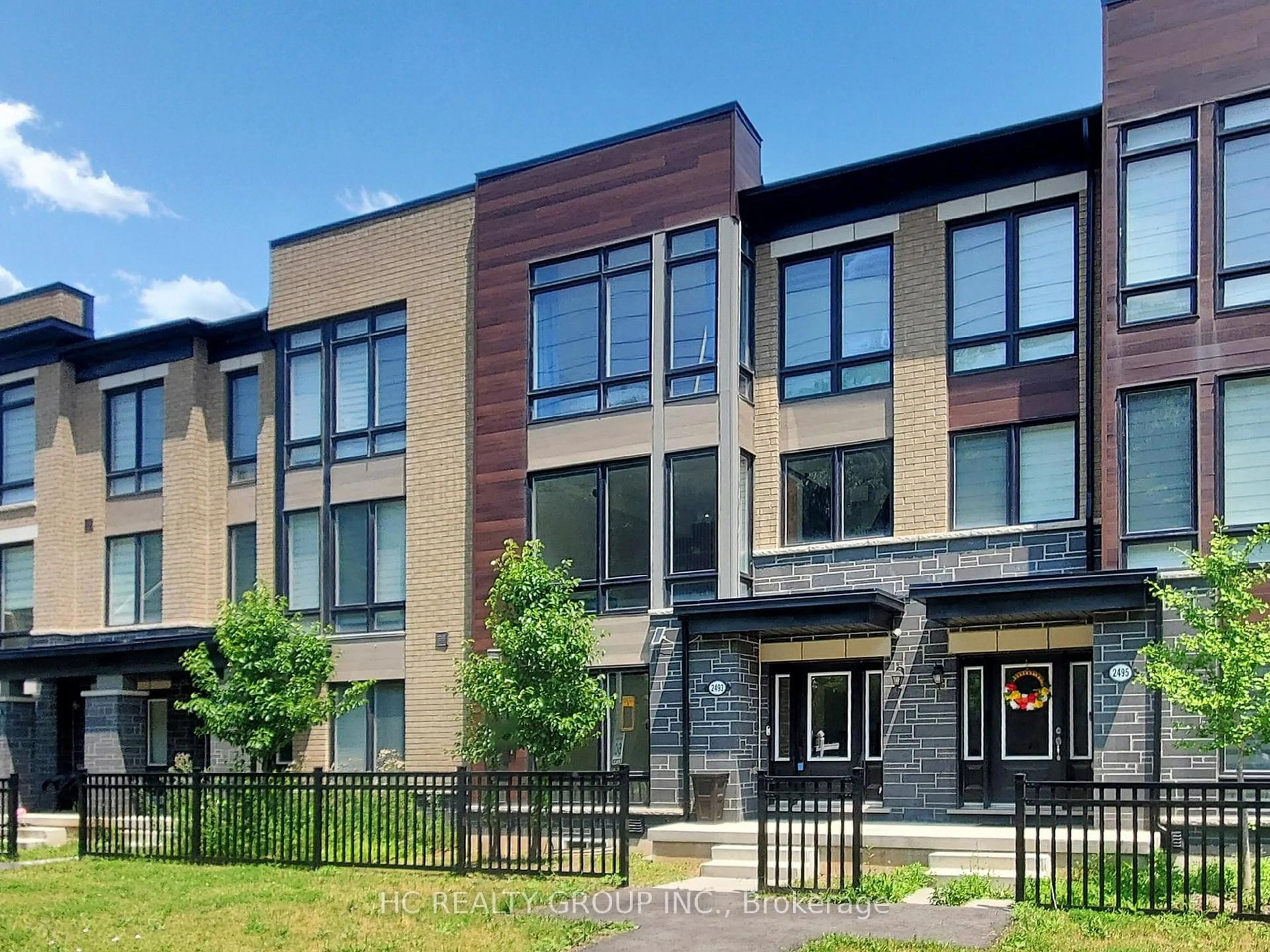 Home with brick exterior material, street for 2493 Badger Cres, Oakville Ontario L6M 5M1