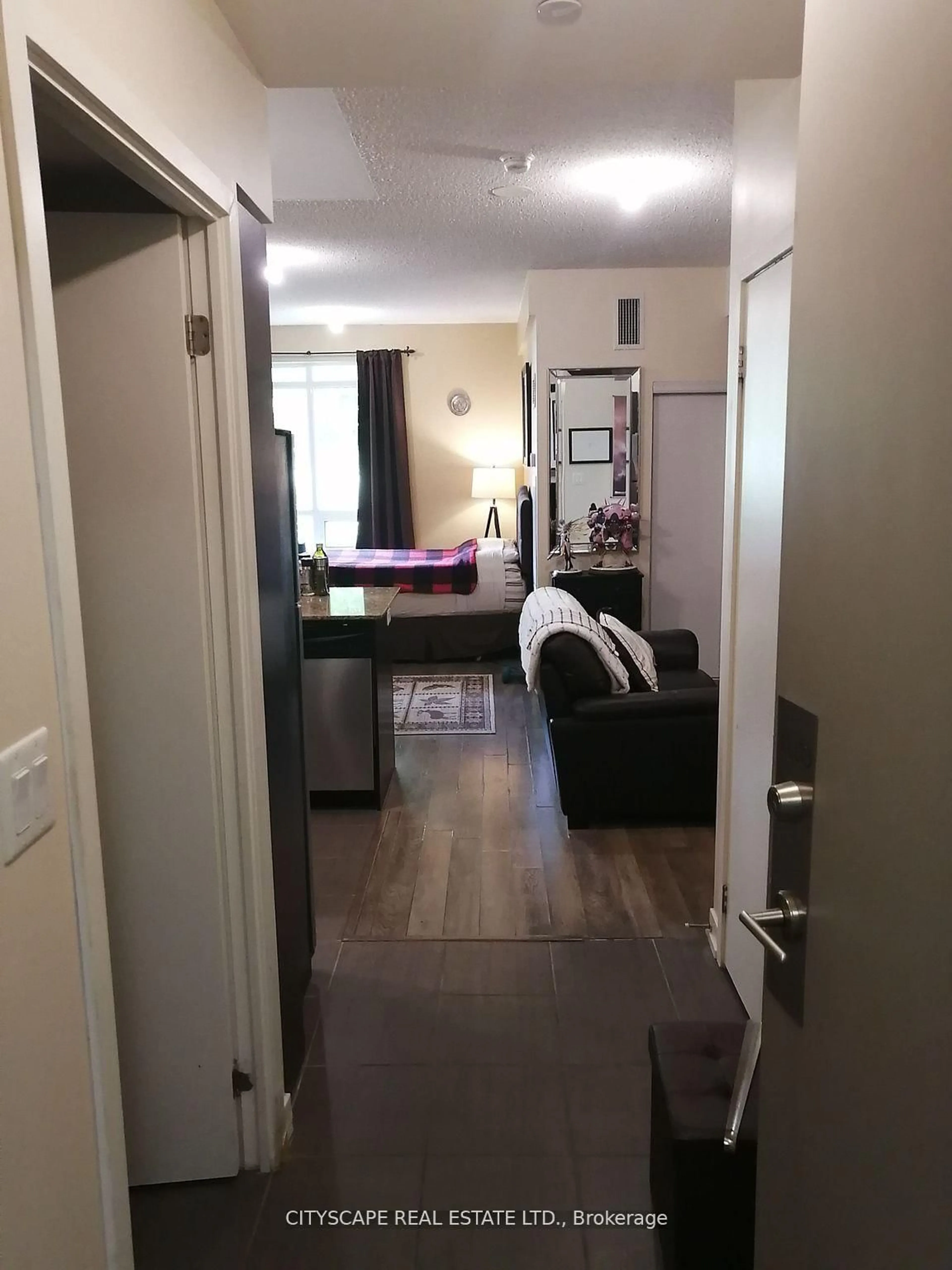 A pic of a room for 816 Lansdowne Ave #LL03, Toronto Ontario M6H 0B6
