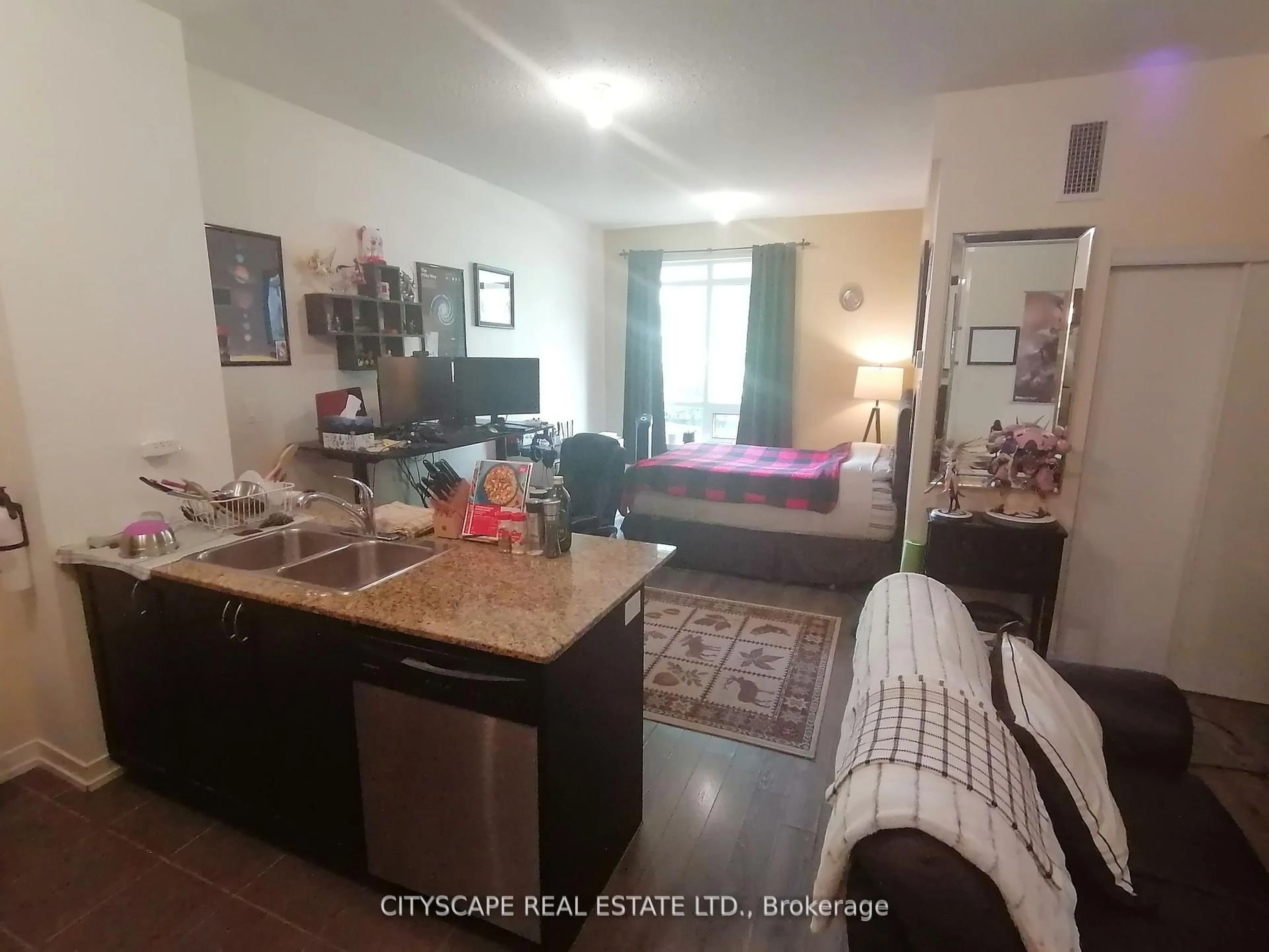 A pic of a room for 816 Lansdowne Ave #LL03, Toronto Ontario M6H 0B6