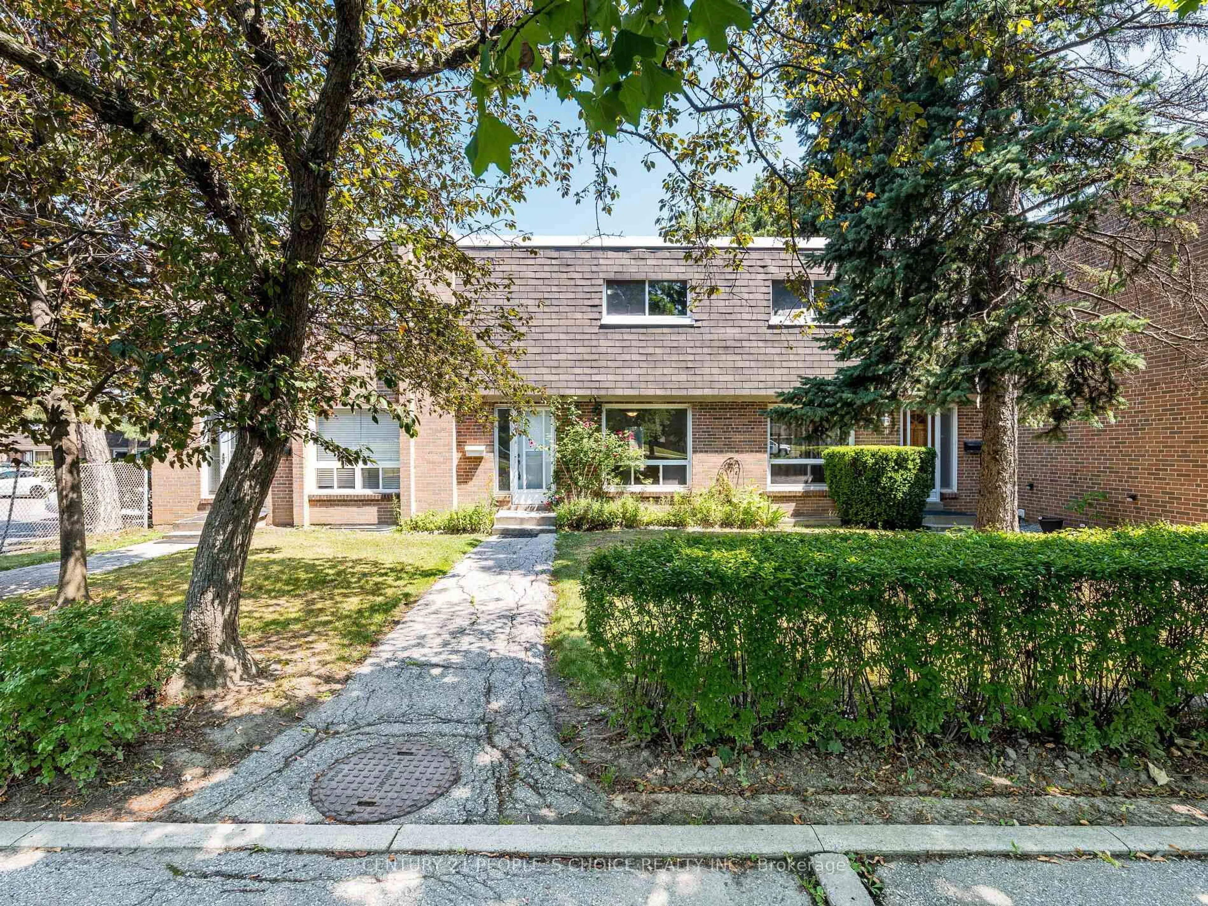 Home with brick exterior material, street for 1720 Albion Rd #16, Toronto Ontario M9V 1C1