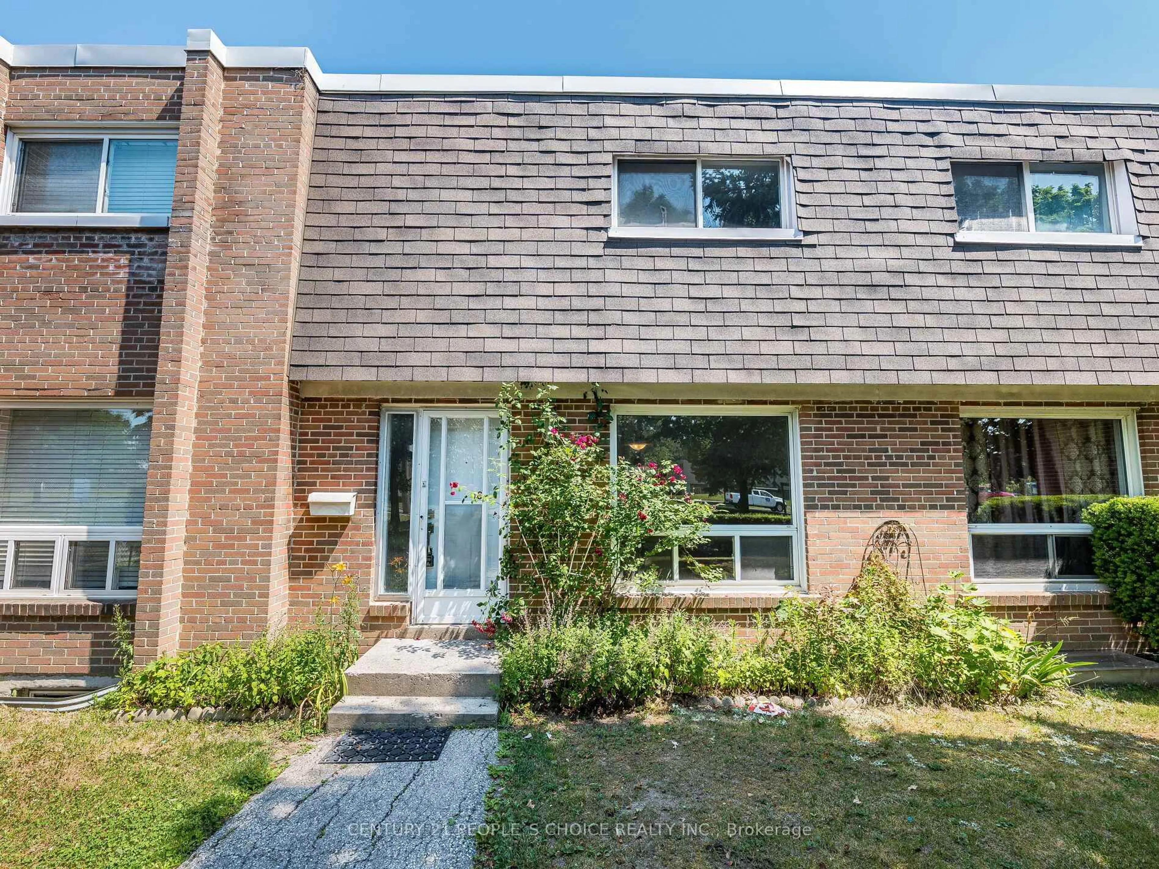 Home with brick exterior material, street for 1720 Albion Rd #16, Toronto Ontario M9V 1C1